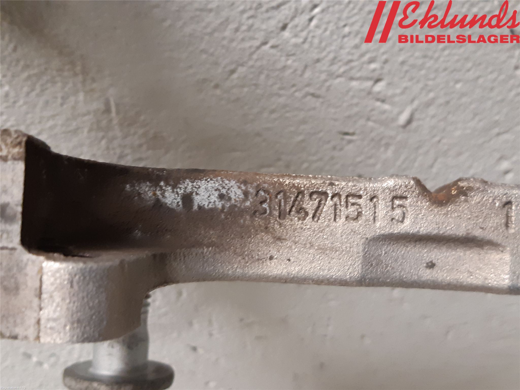 Volvo XC90/RECHARGE 16- Bromsokshållare