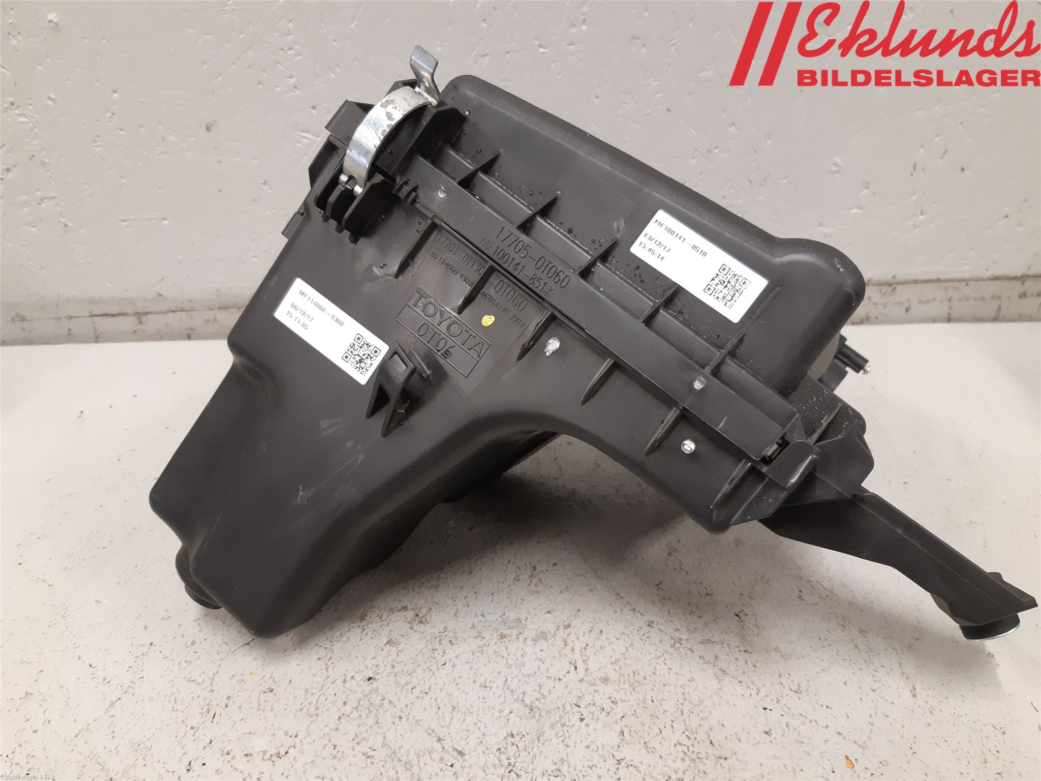 Toyota AURIS 13-19 Luftrenare