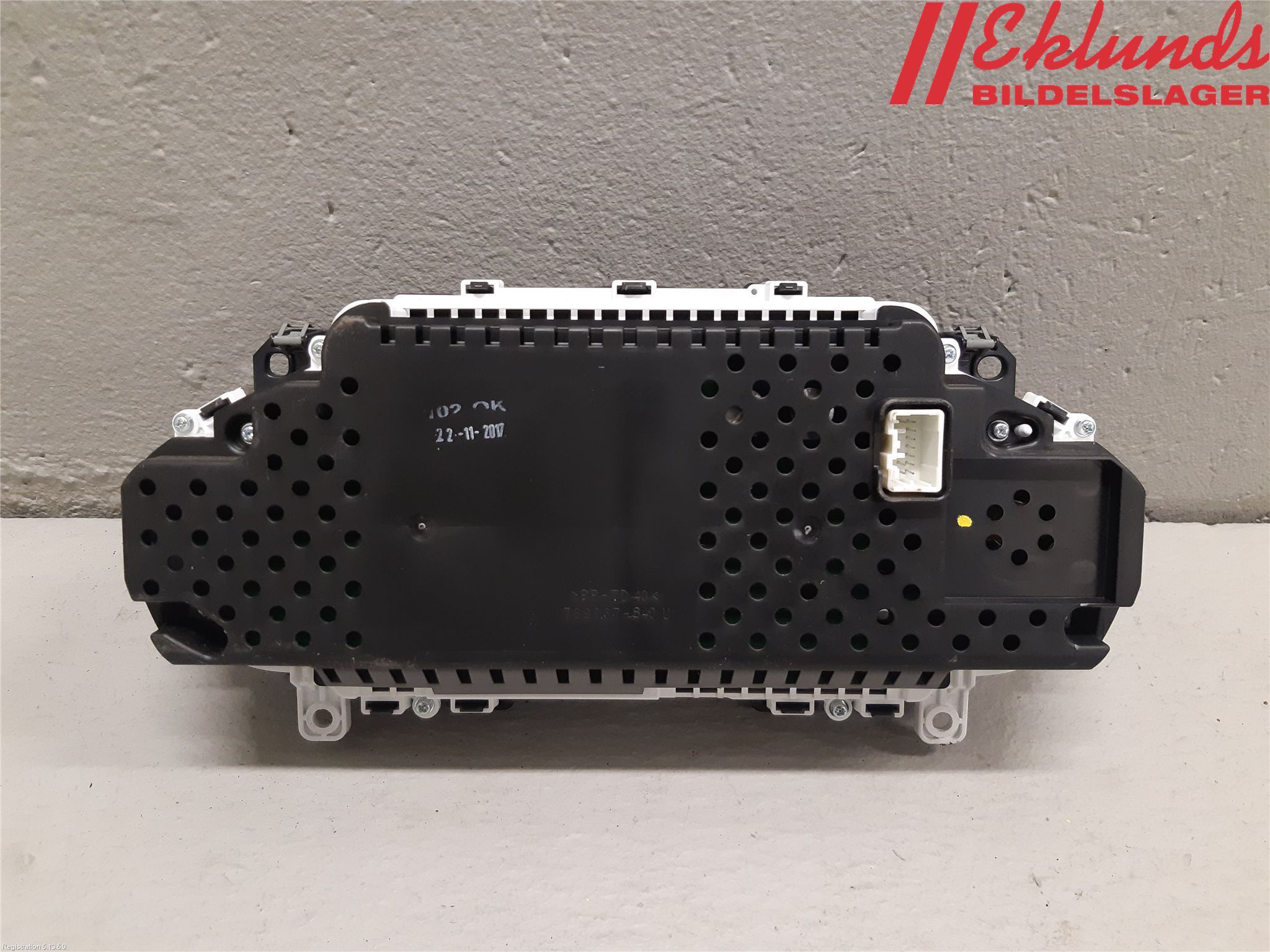 Volvo V40 CROSS COUNTRY 13-19 Instrument Komb