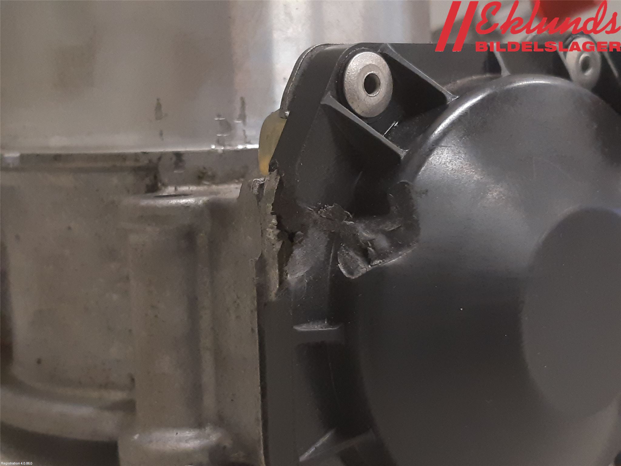 Kia STINGER 18- Injspjällhus