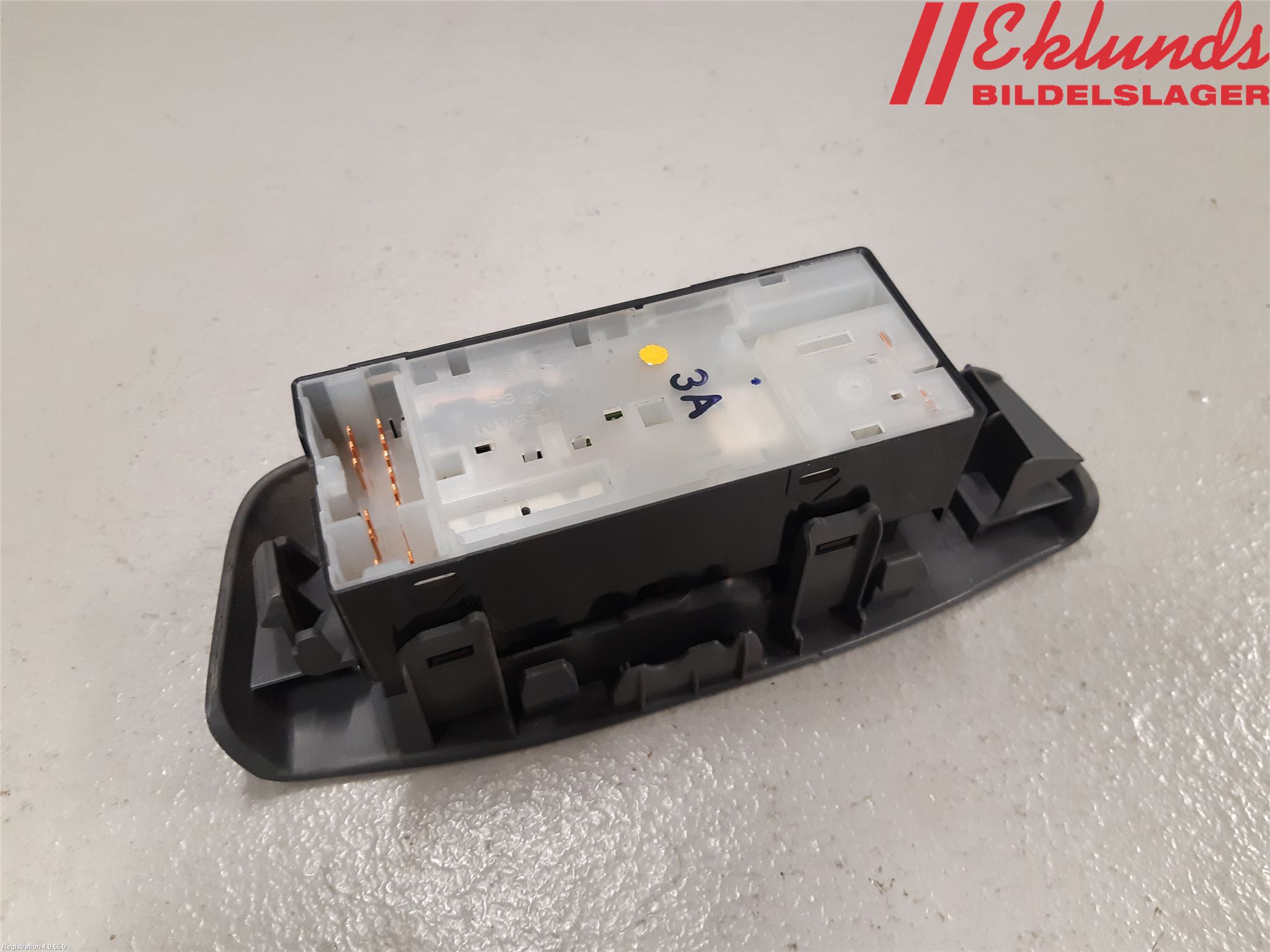 Nissan NV200/NV200 COMBI Strömställare Elhiss