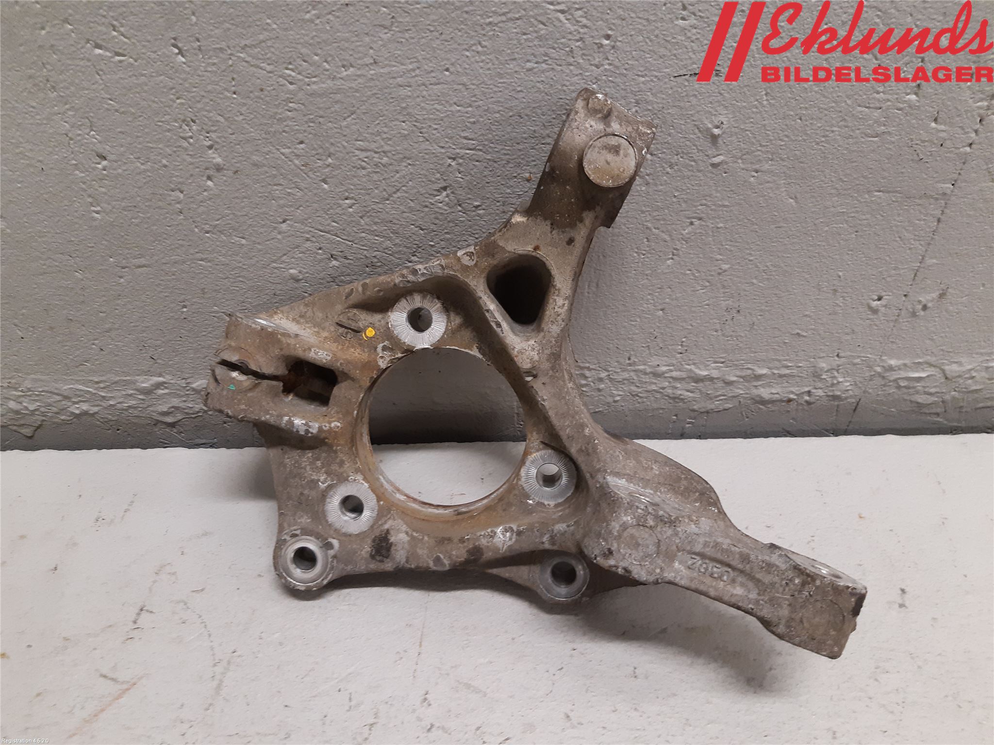 Opel ASTRA J 10-15 Styrspindel Lagerhus Hö