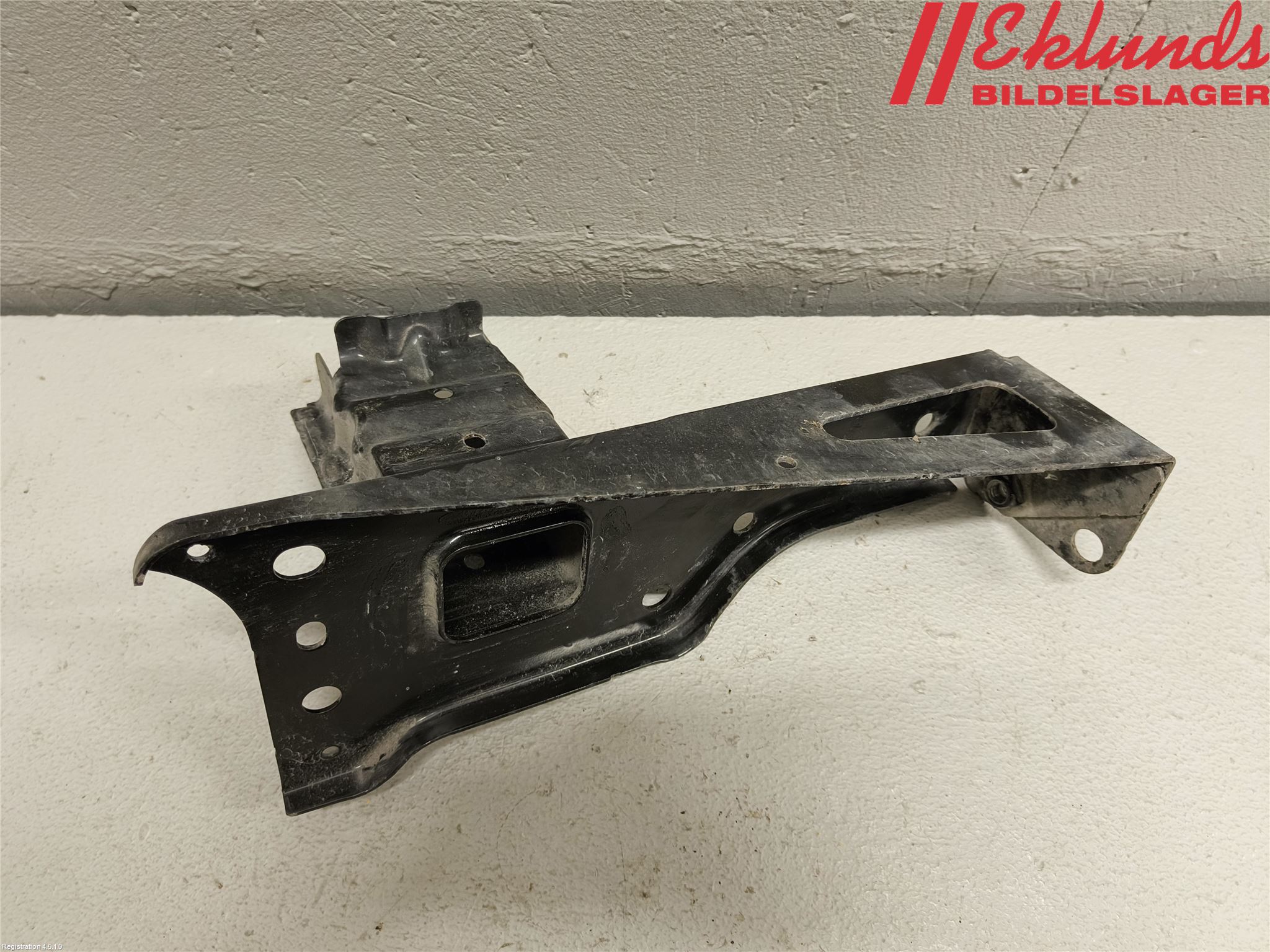 Opel CORSA D 07-14 Stötfångarbärjärn Fram