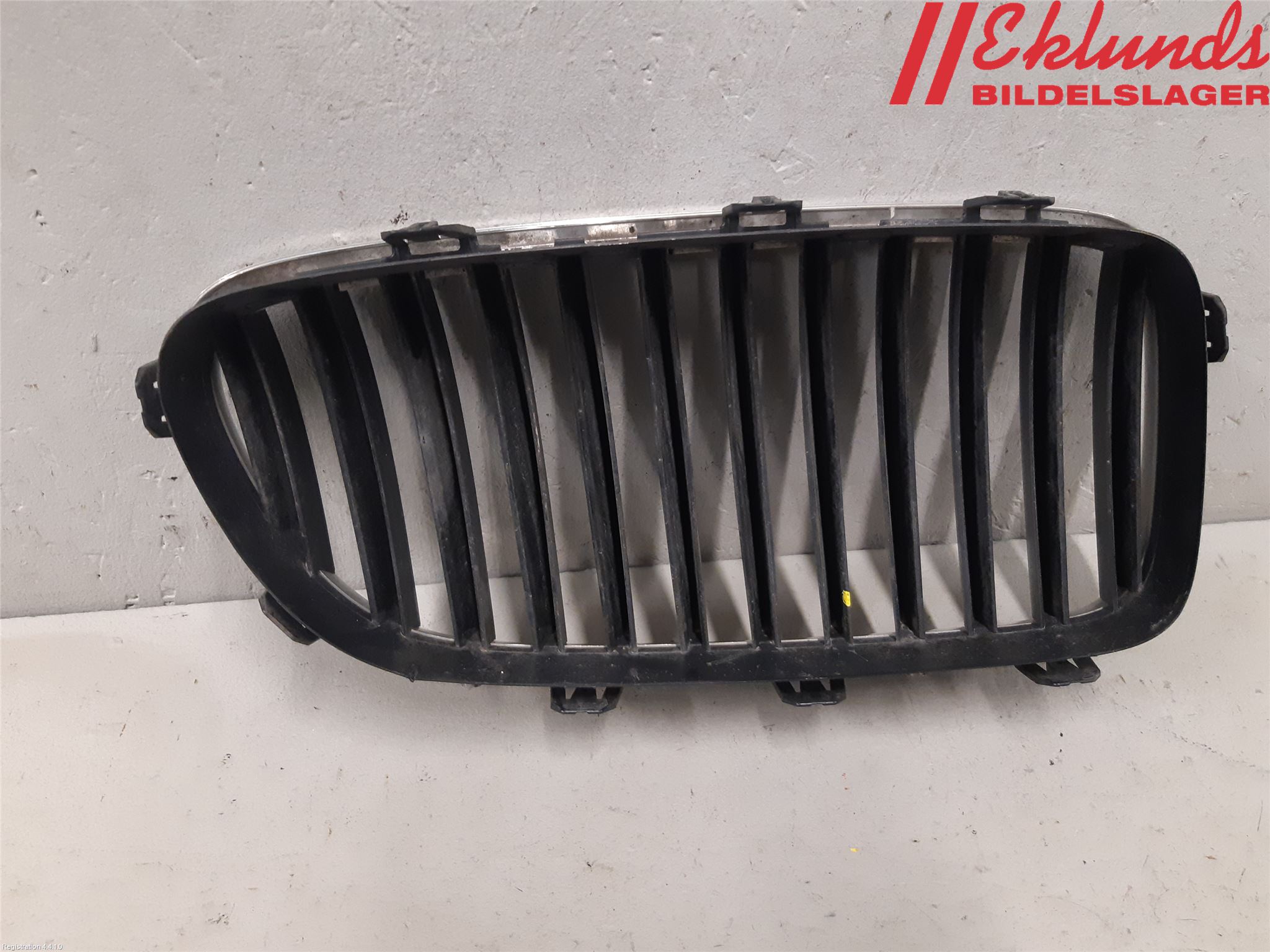 BMW 5 F10/F11/F18 09-17 Grilldel Vänster