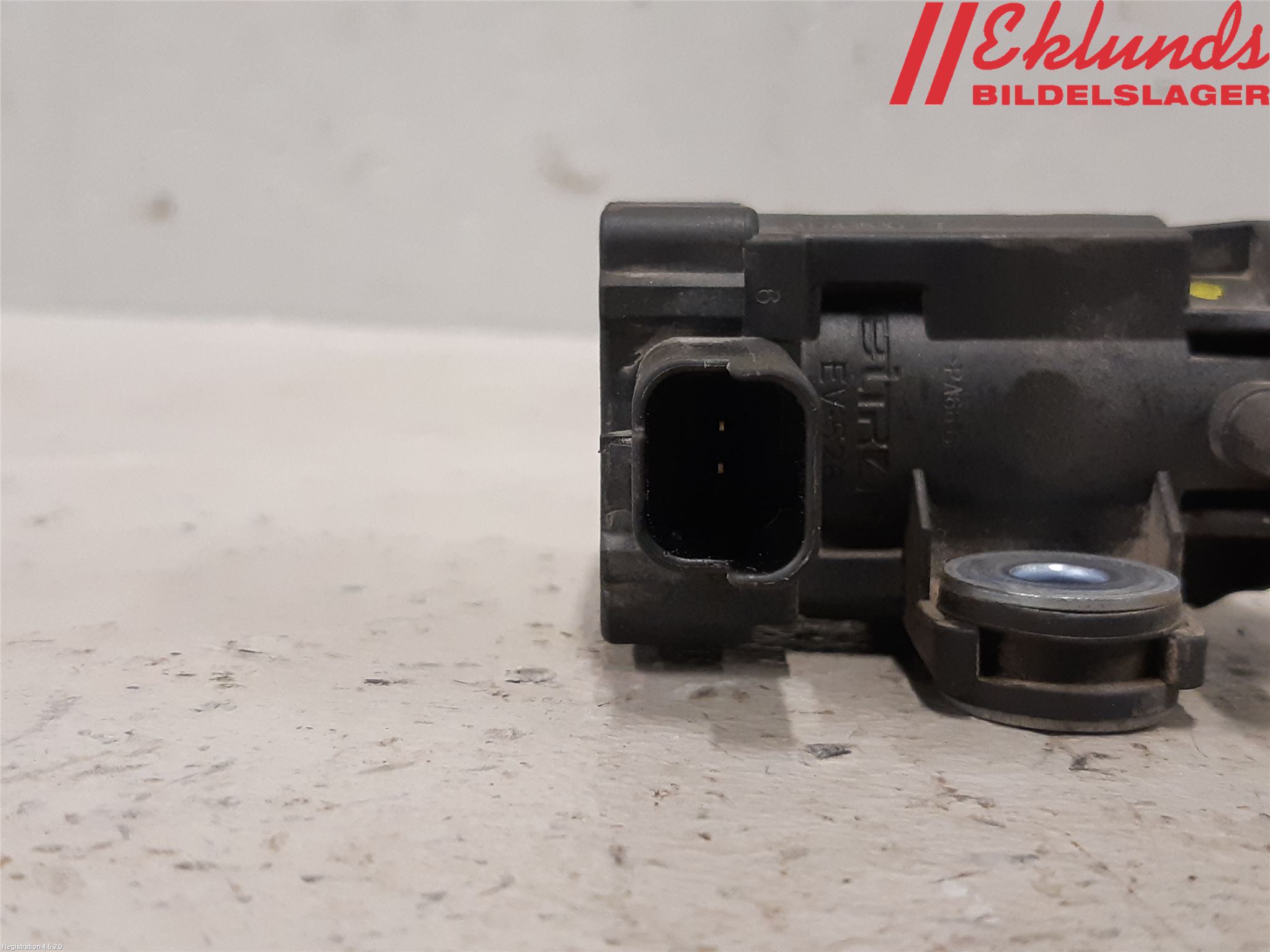 Opel VIVARO 20- Vakuumventil