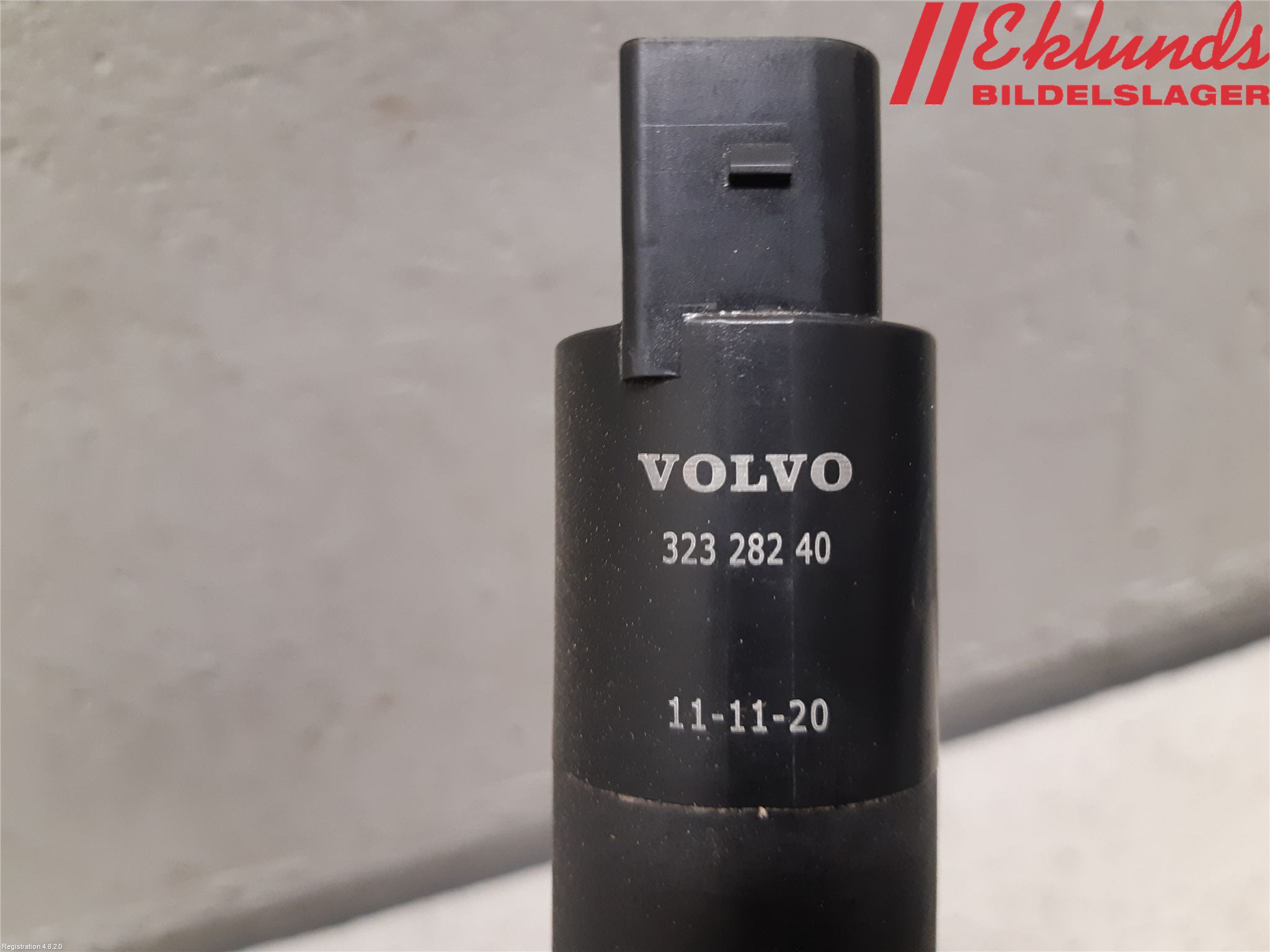 Volvo XC60 18- Spolarpump Vindruta