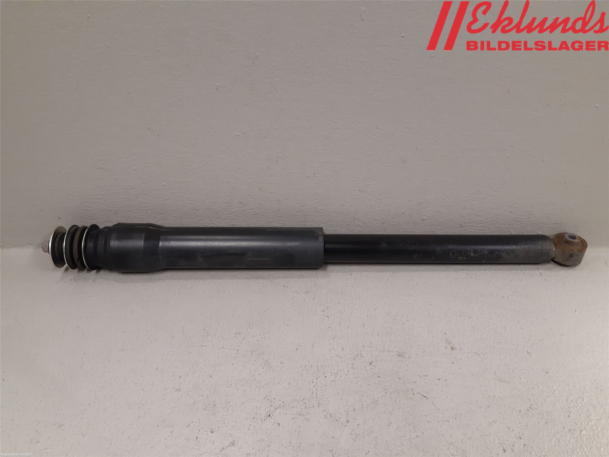 Toyota YARIS XP21 20- Stötdämpare Bak