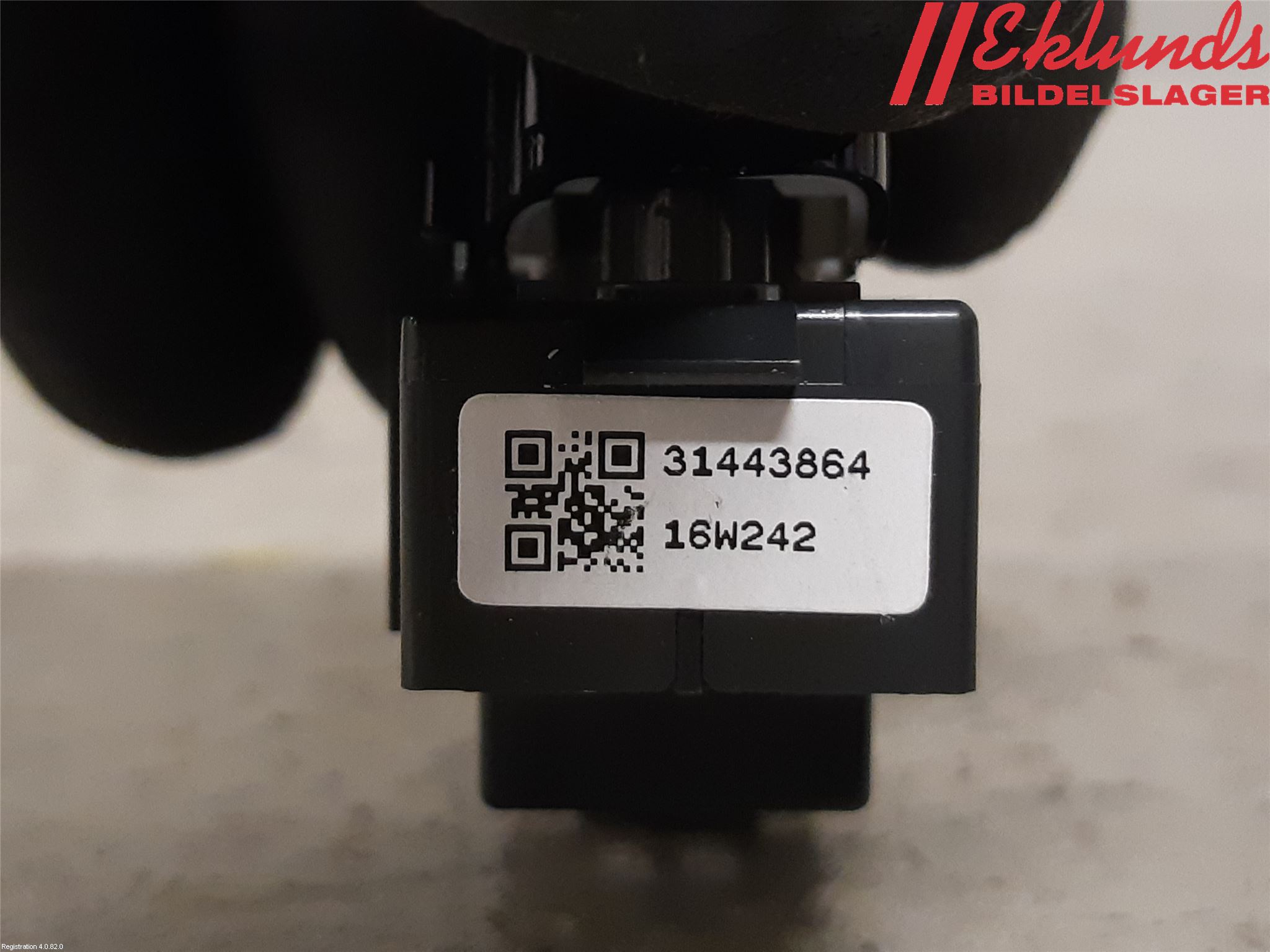 Volvo V90 17->> Strömställare Centrallås