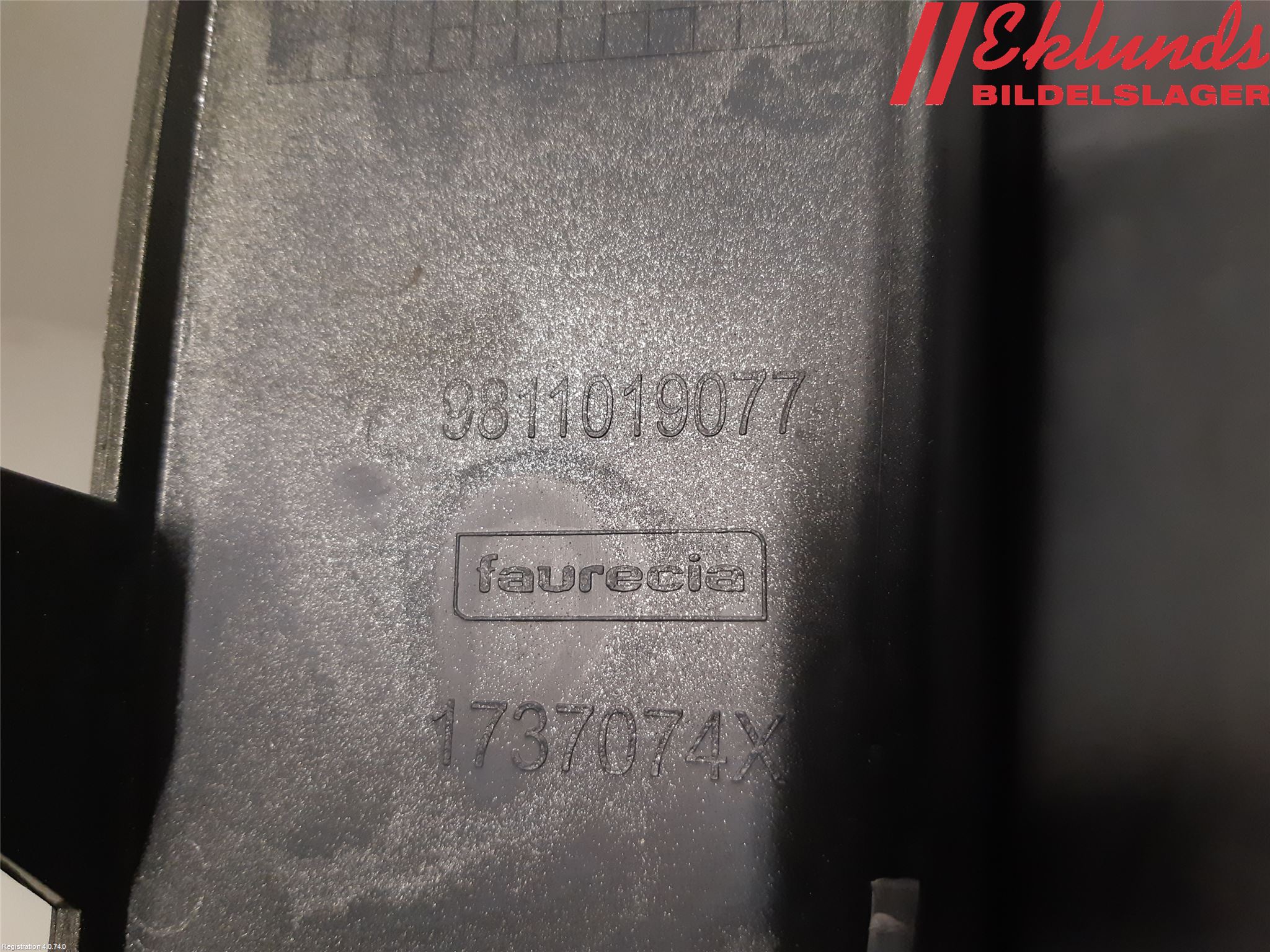 Peugeot 3008 17-24 Stötfångardel Bak Vä