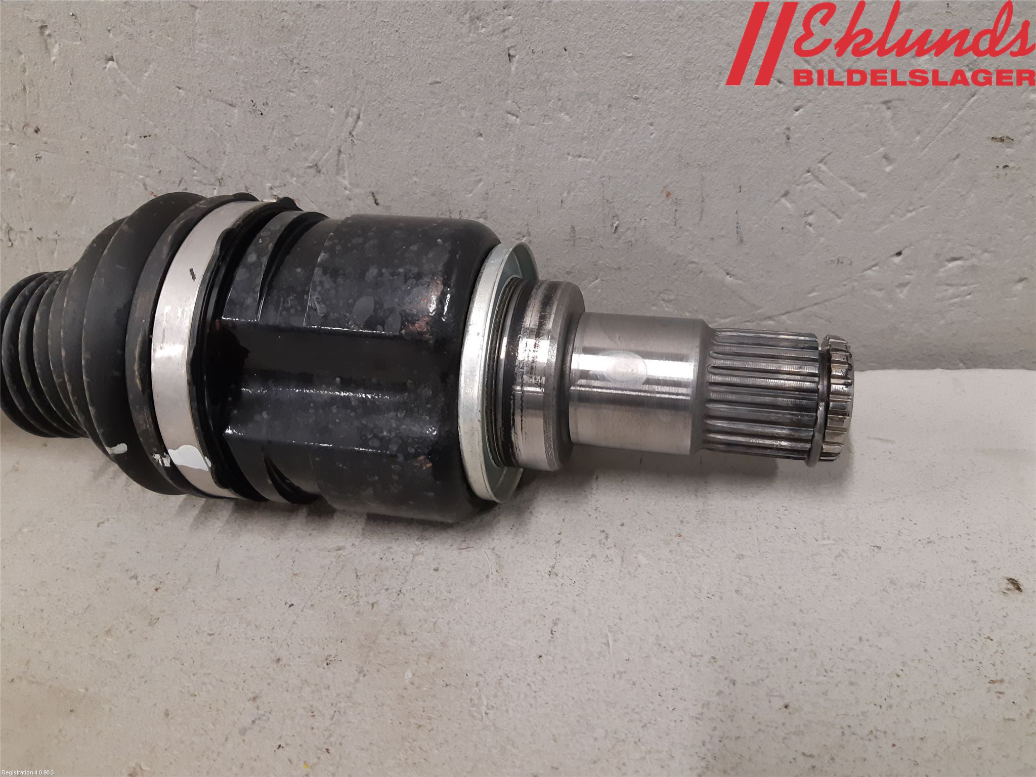 Toyota COROLLA 19- Drivaxel Fram Vänster