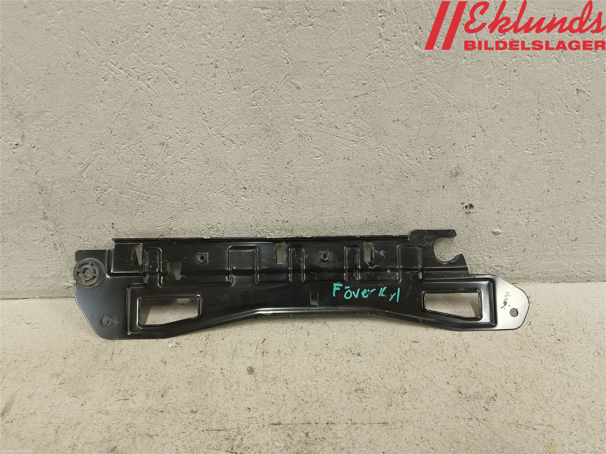 BMW 3 F30/F31/F80 12-19 Front Övrigt