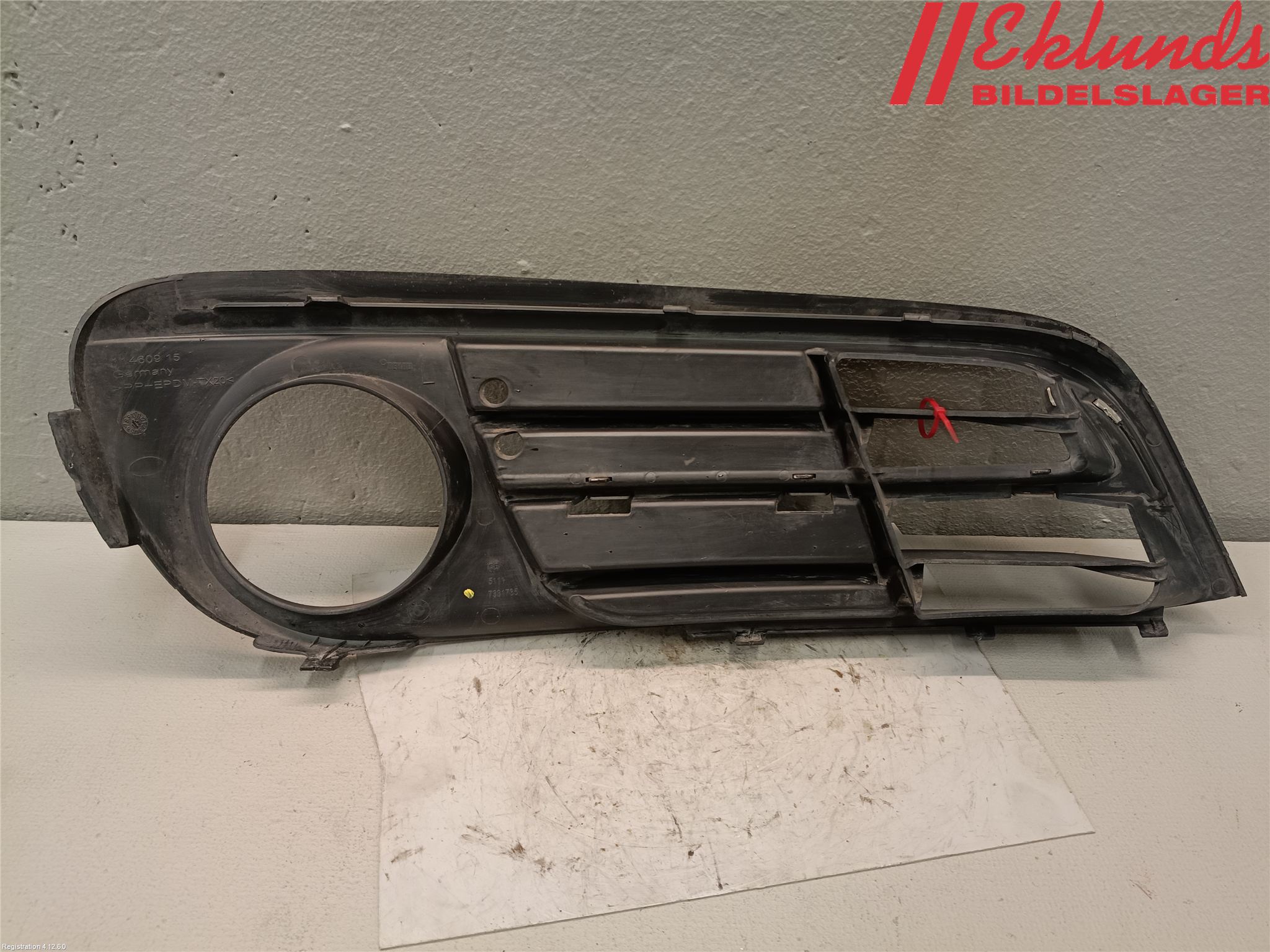 BMW 5 F10/F11/F18 09-17 Dimljussarg Fram