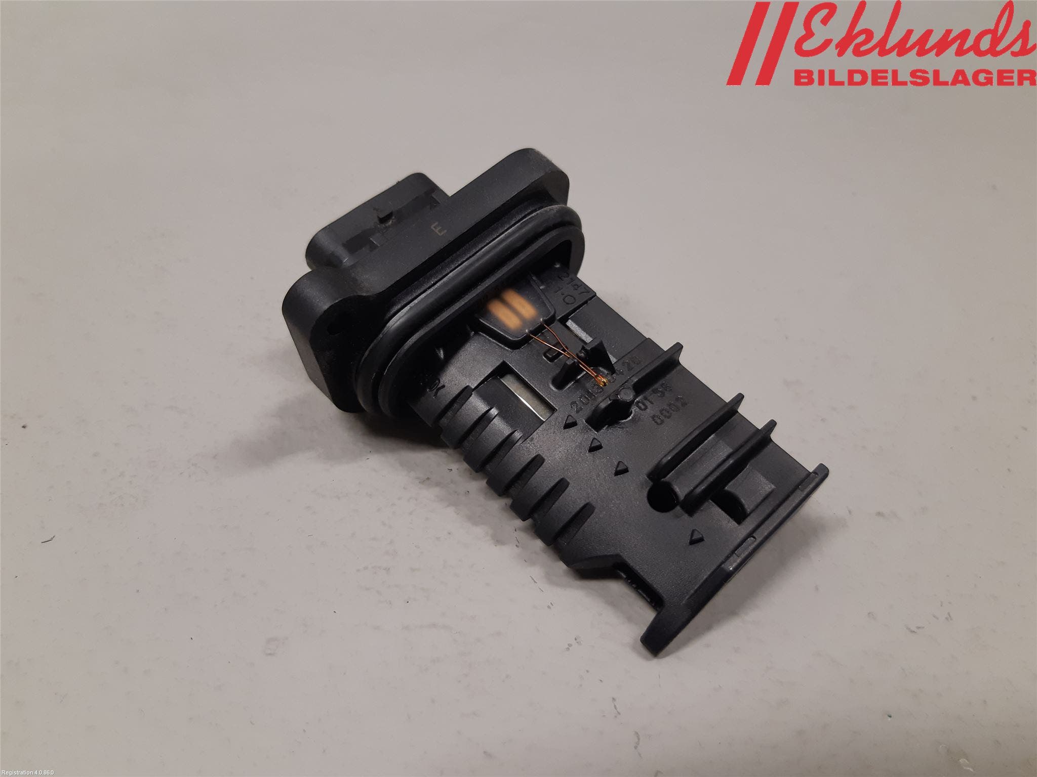 BMW 3 F30/F31/F80 12-19 Injluftmassamätare