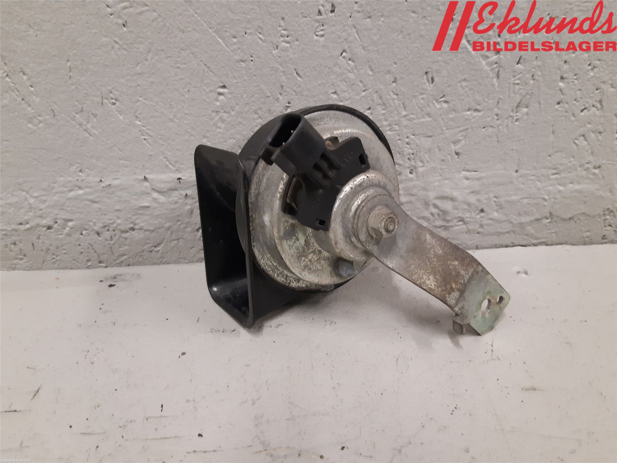 Volvo V70 14-16 Signalhorn