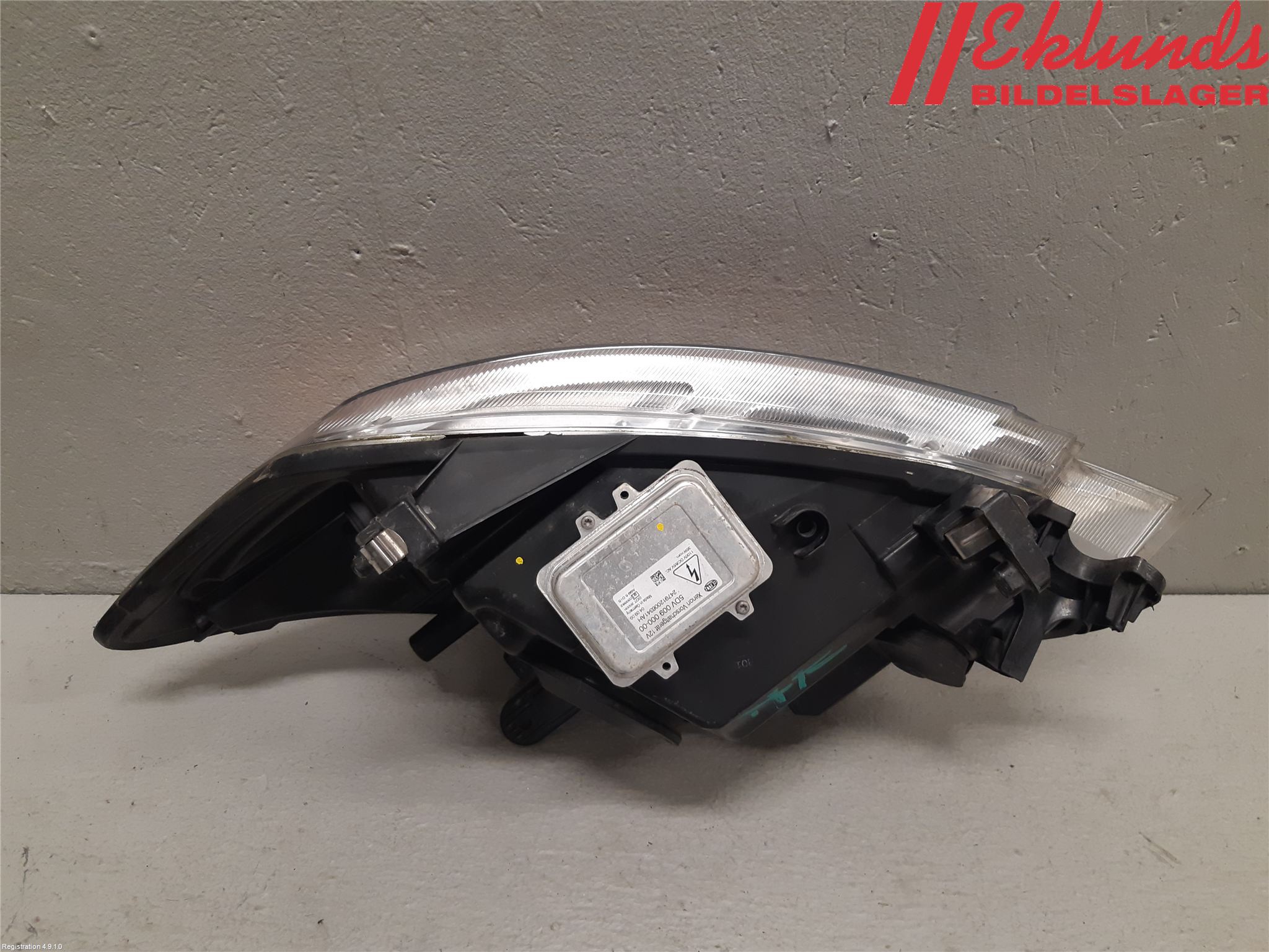 Ford KUGA 08-12 Strålkastare Höger