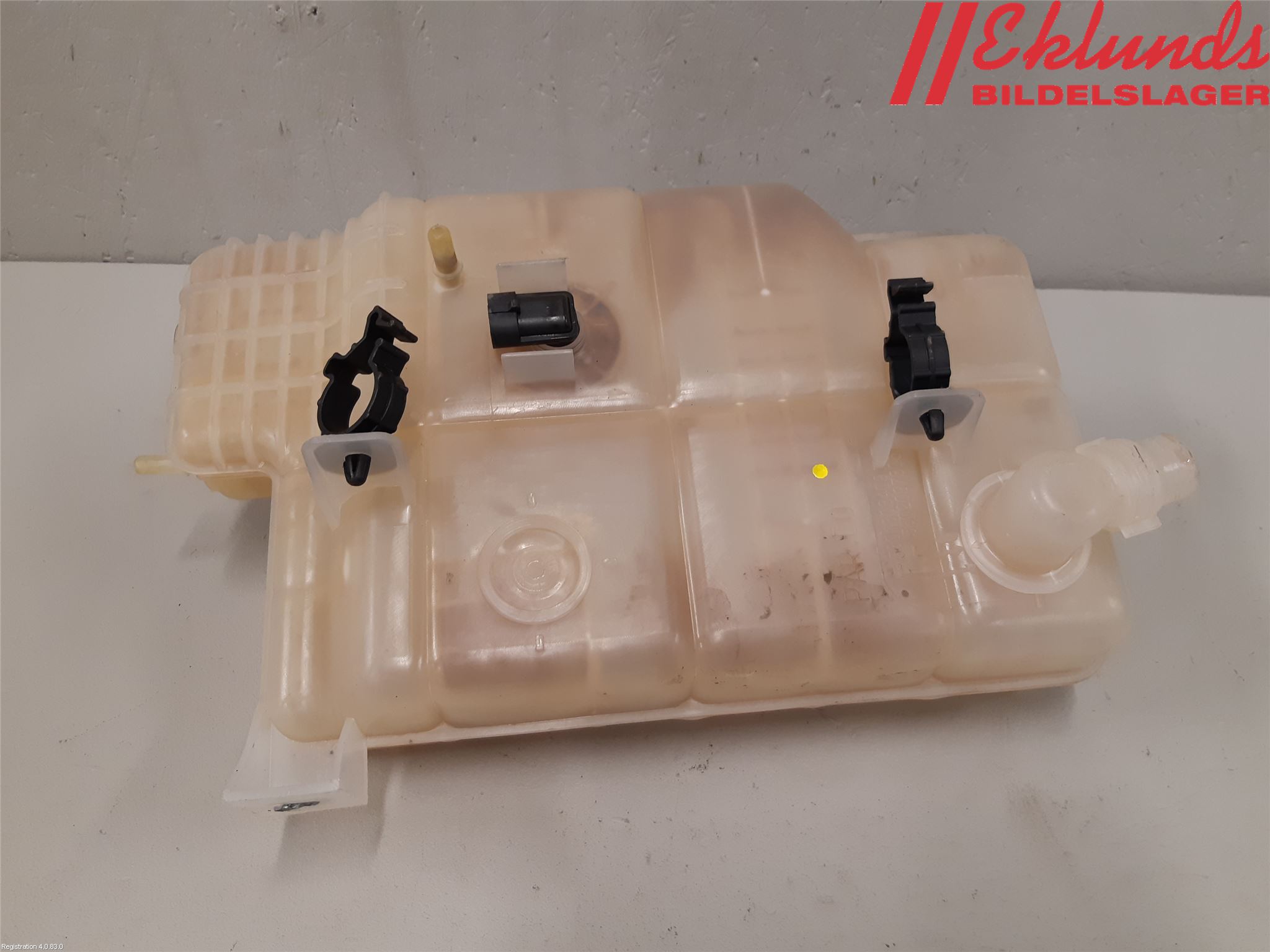 Iveco DAILY 14->> Expansionstank