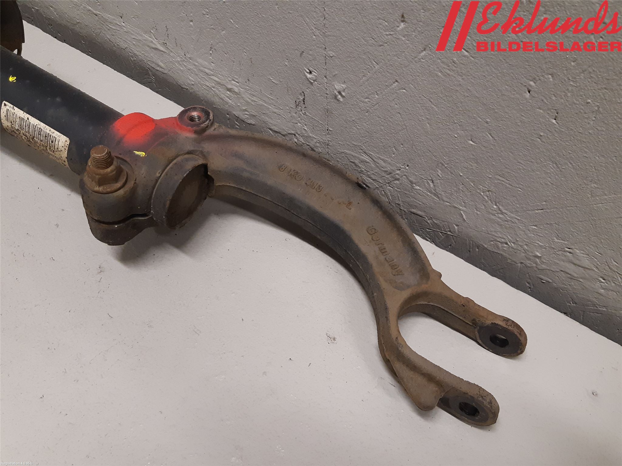 Audi A4 12-15 Fjäderben Fram Vänster