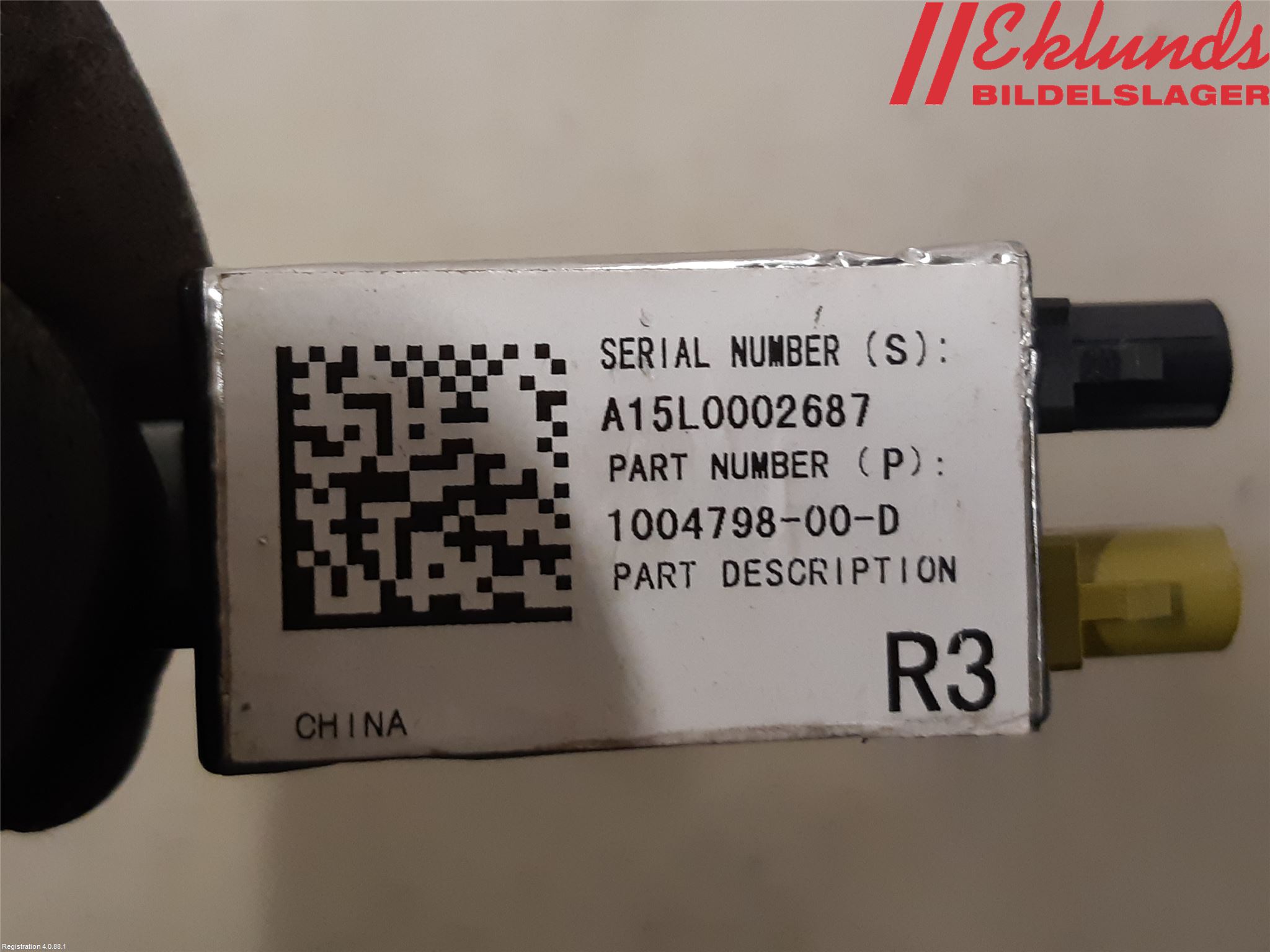 Tesla MODEL S 13- Antennförstärkare