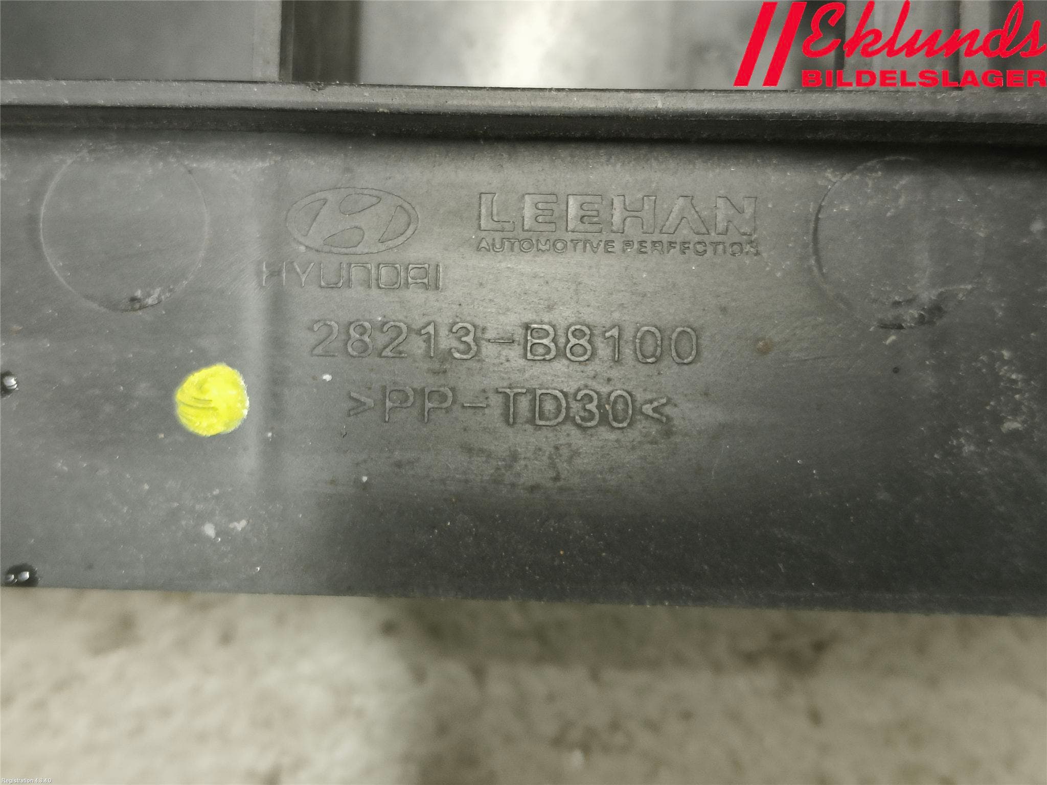 Hyundai SANTA FE 13-18 Deflektor Plåt-Plast Kylning