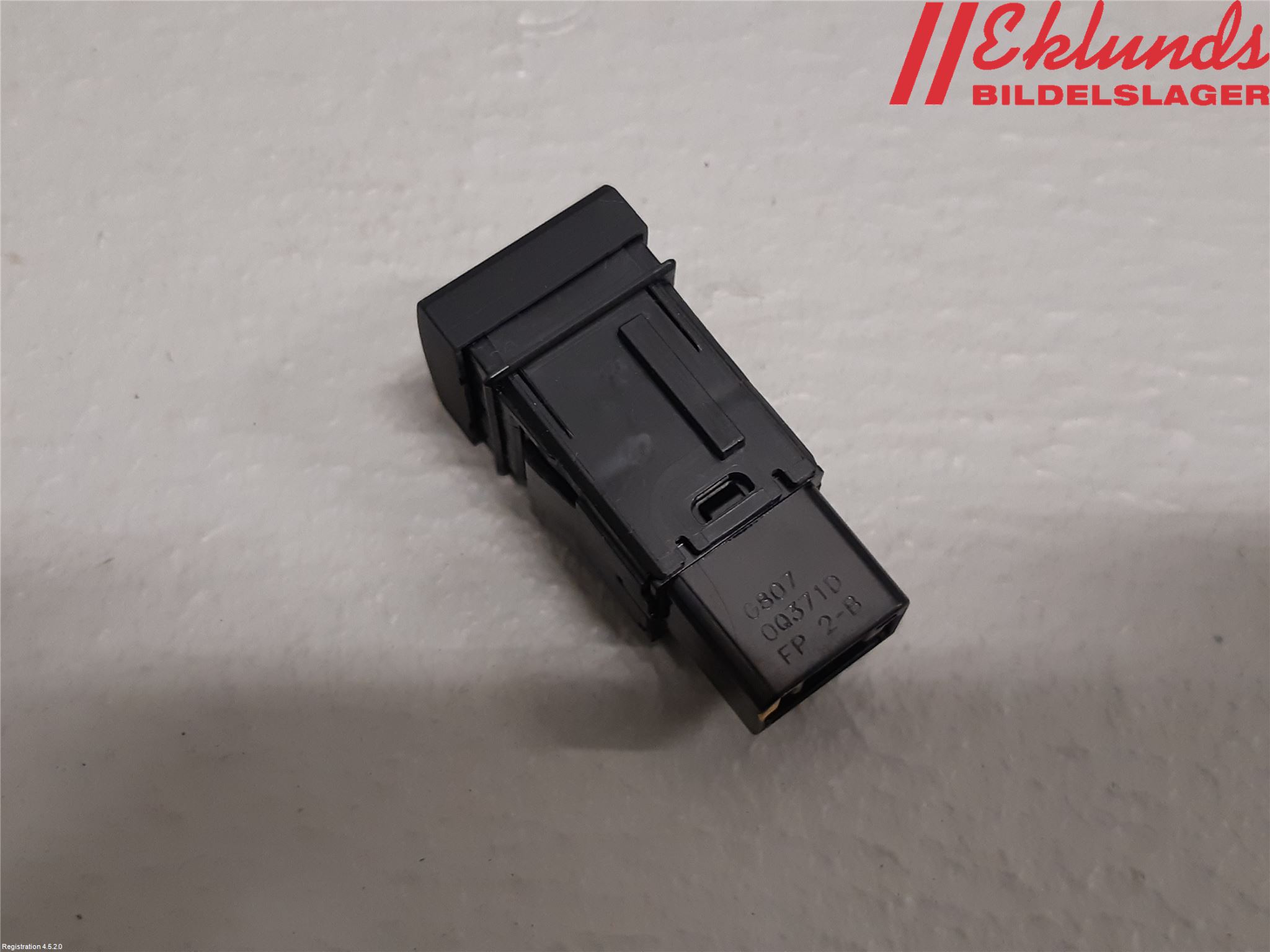 Toyota RAV4 19- Strömställare Elruta