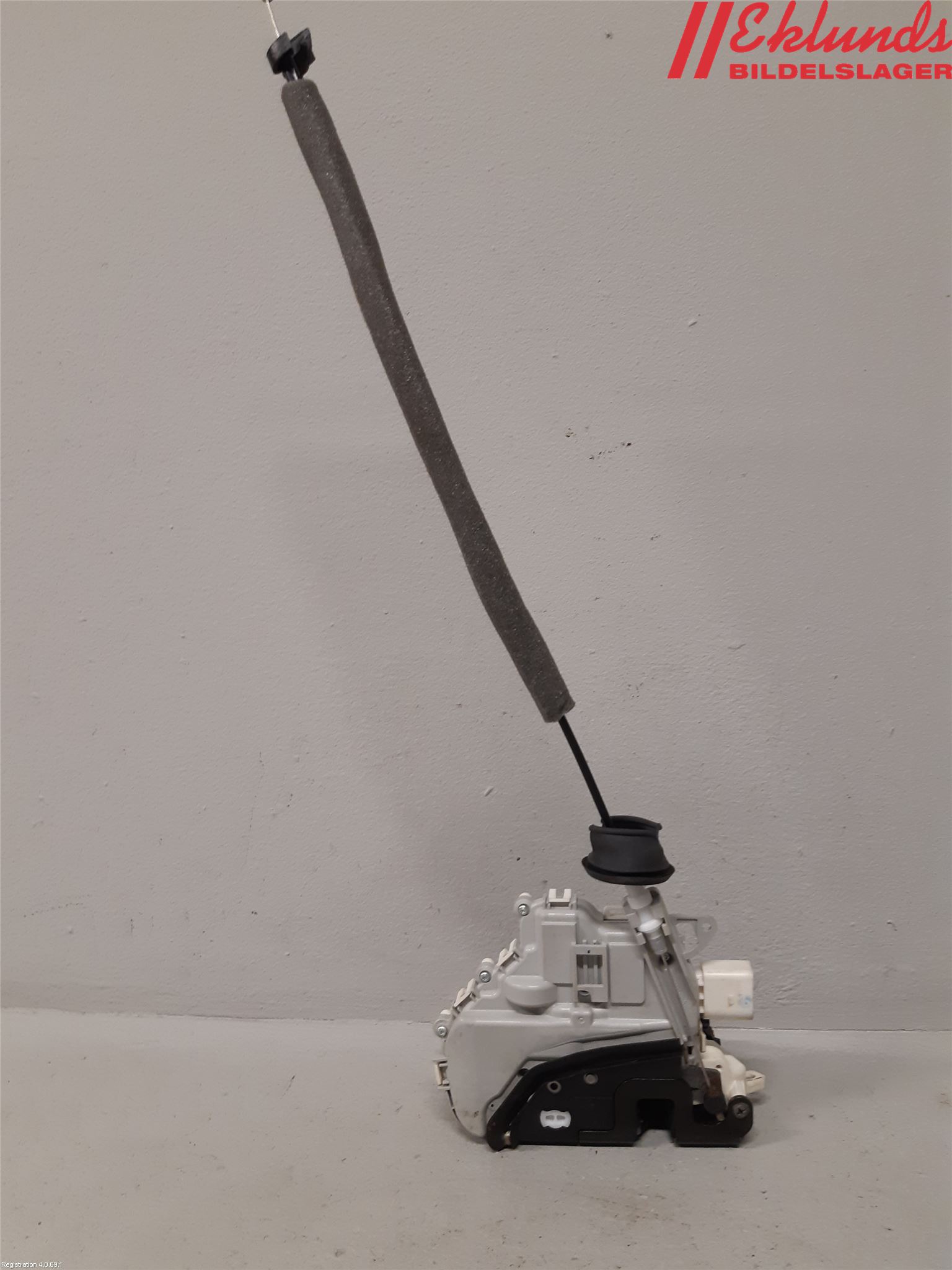 Audi A6 ALLROAD 12-18 Låskista-Dörrlås