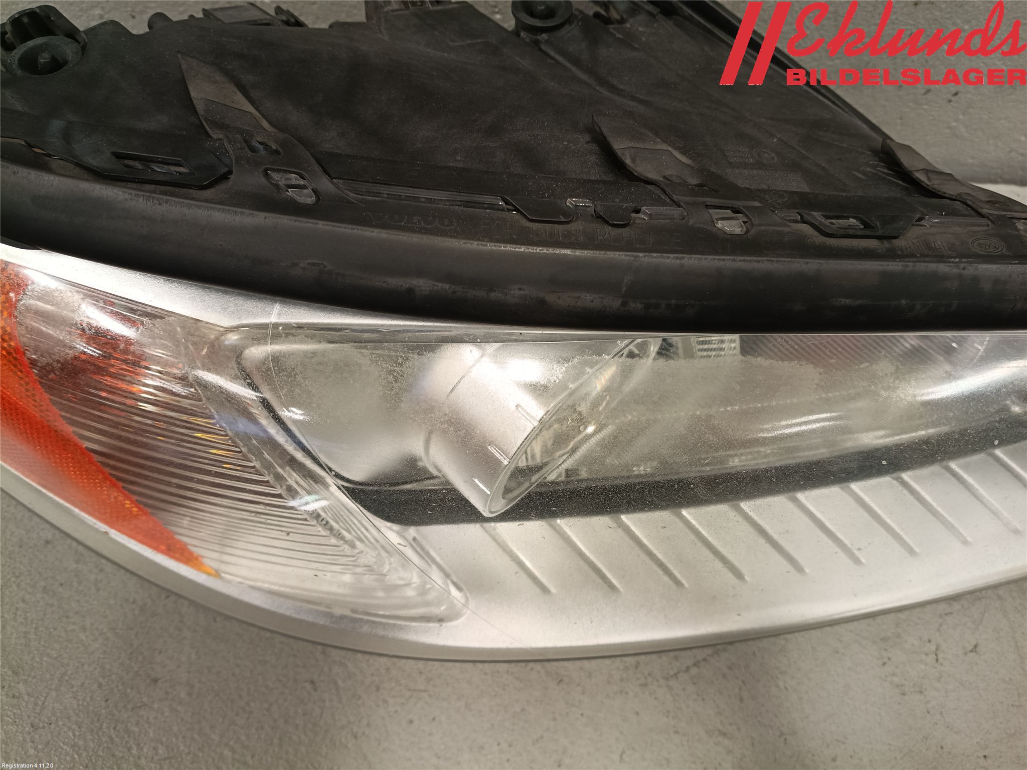 Volvo V70 08-13 Strålkastare Höger