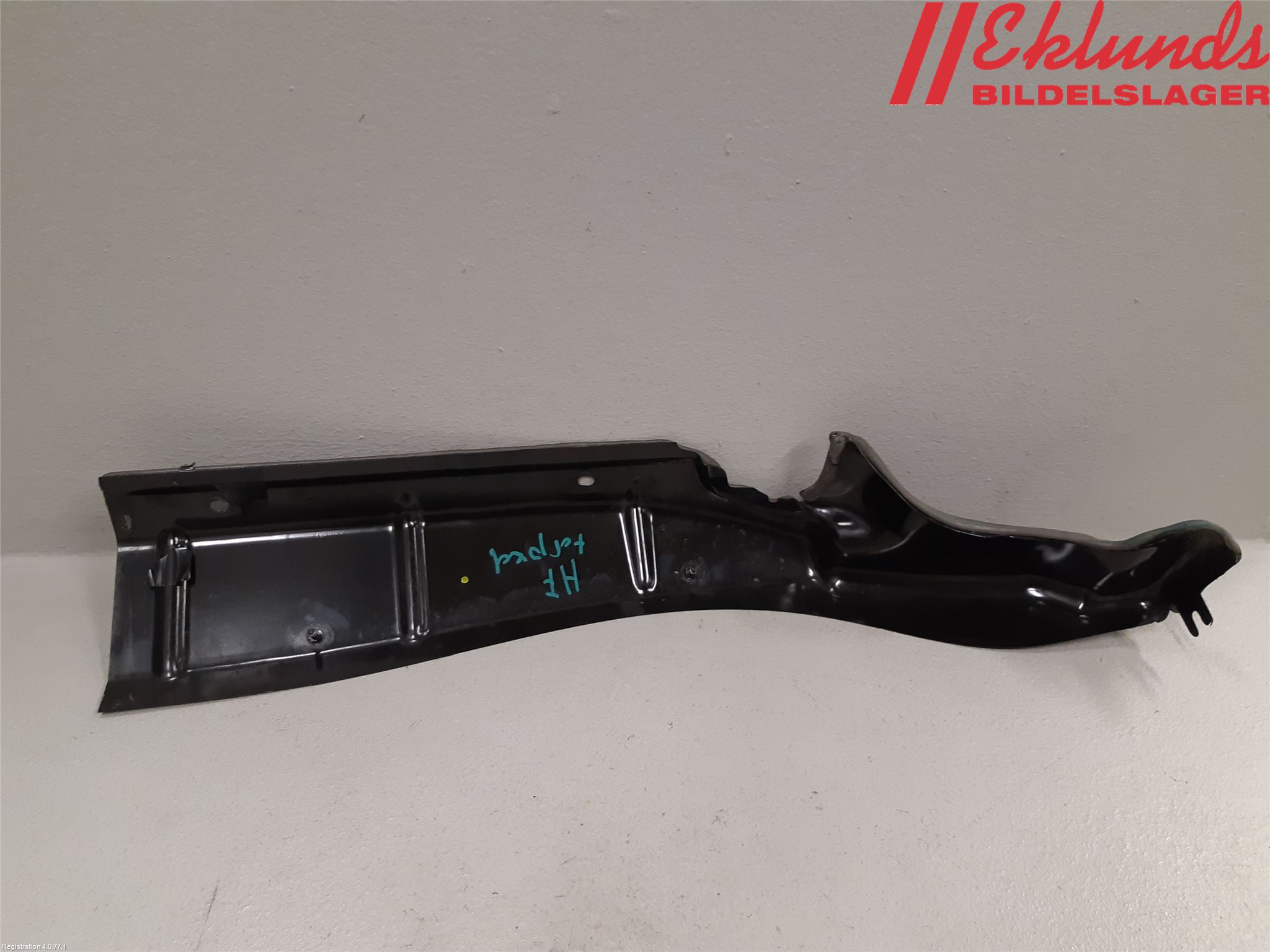 Volkswagen VW TIGUAN 16-24 Frontplåt