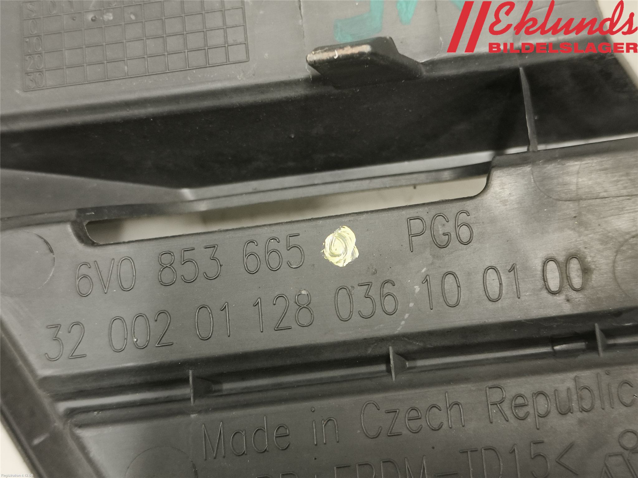 Skoda FABIA 15-21 Grilldel Vänster