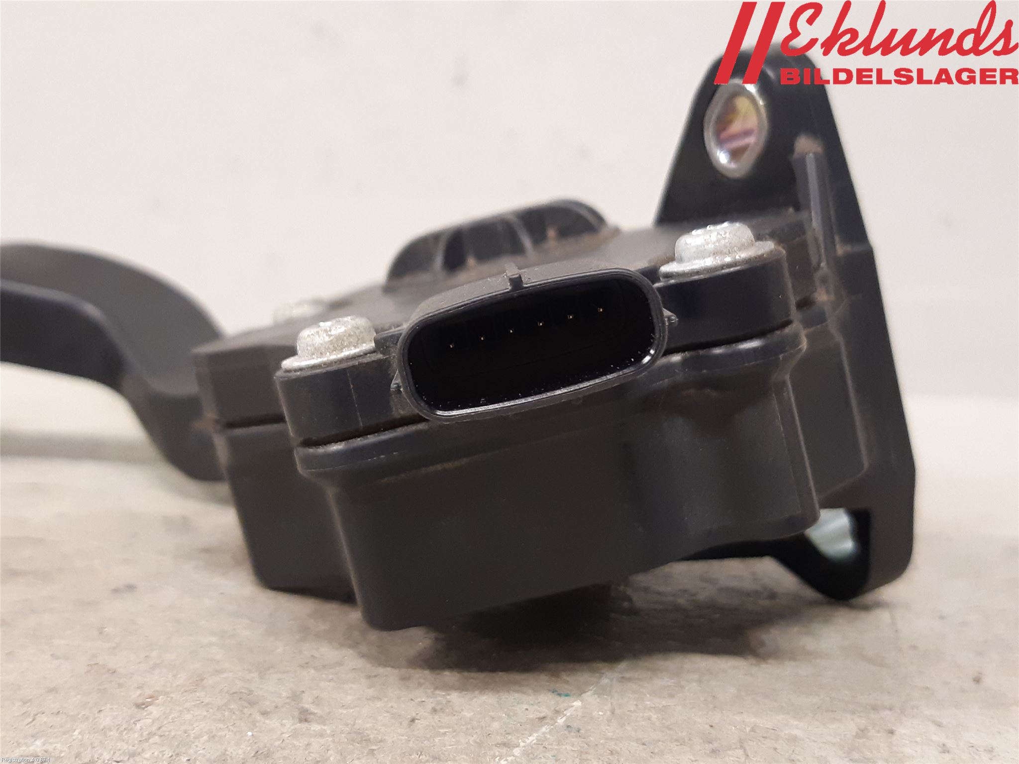 Toyota VERSO-S 11-16 Gaspedal