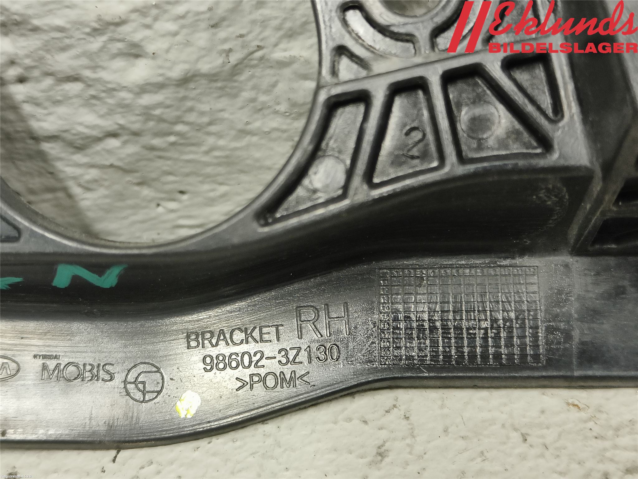 Hyundai i40 08-15 Spolarmunstycke Strålkastare