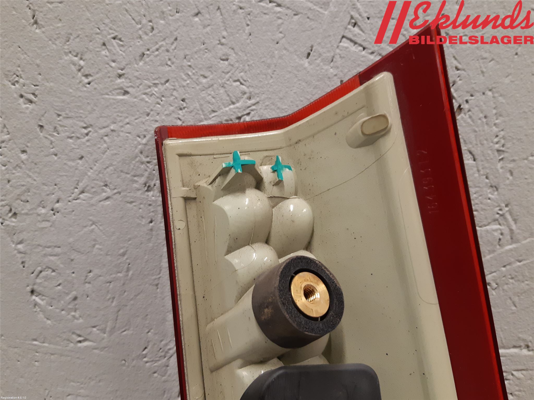 Volvo V70 08-13 Bakljus Lucka Vä