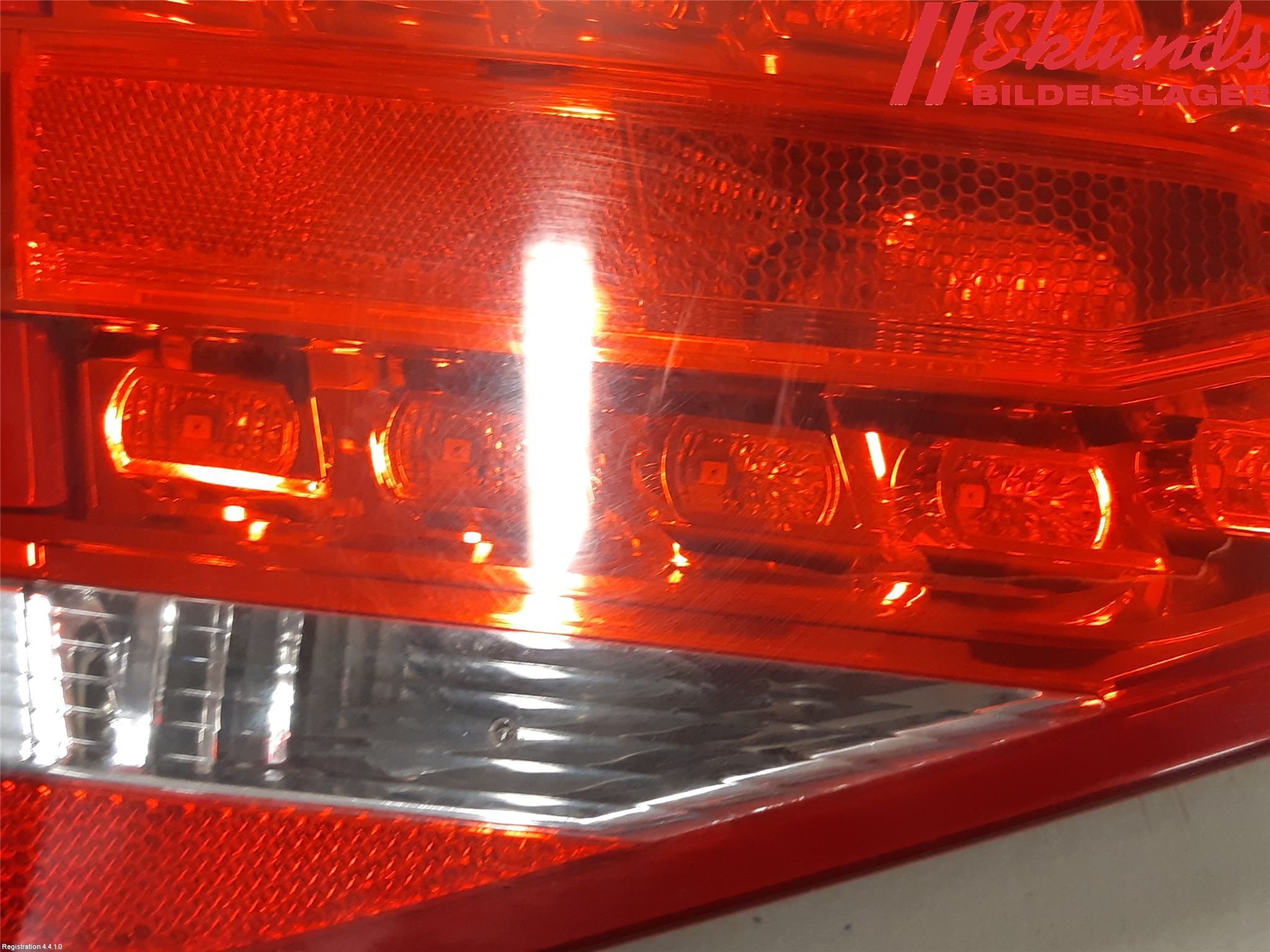 Audi A4/S4 08-11 Bakljus Lucka Vä