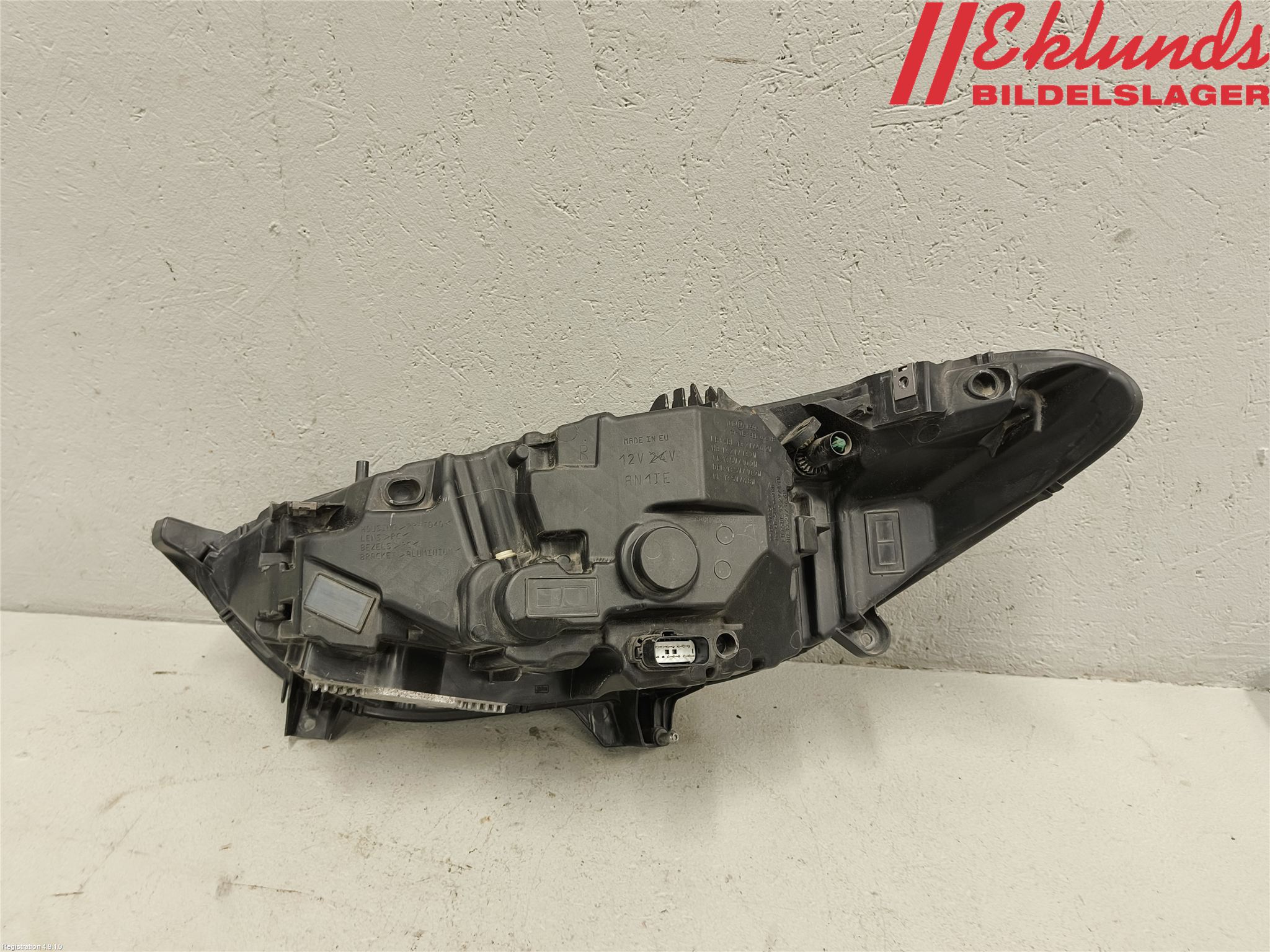 Ford MONDEO 15-22 Strålkastare Höger