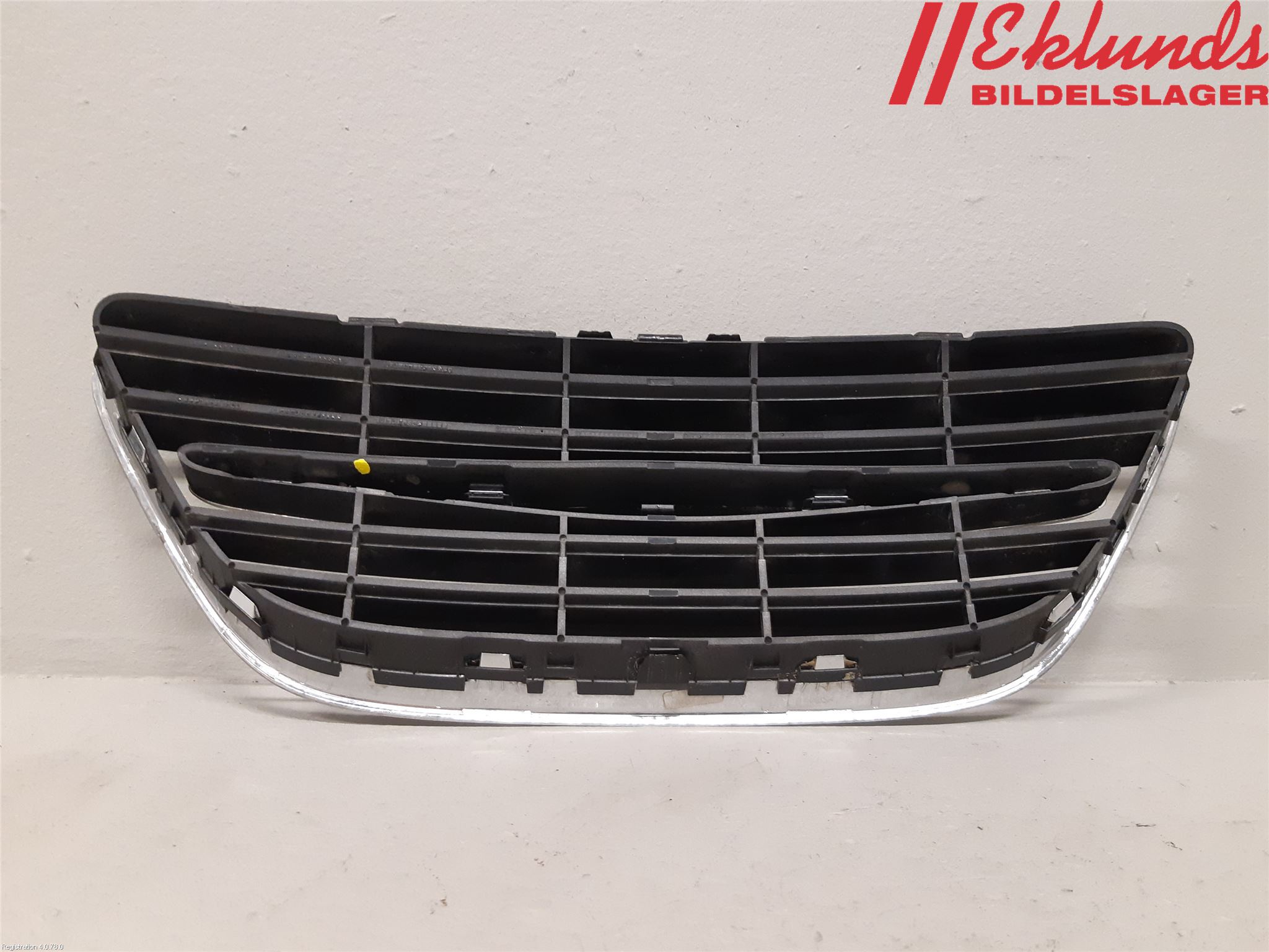 Saab 9-3 VER 2 Grilldel Mitt