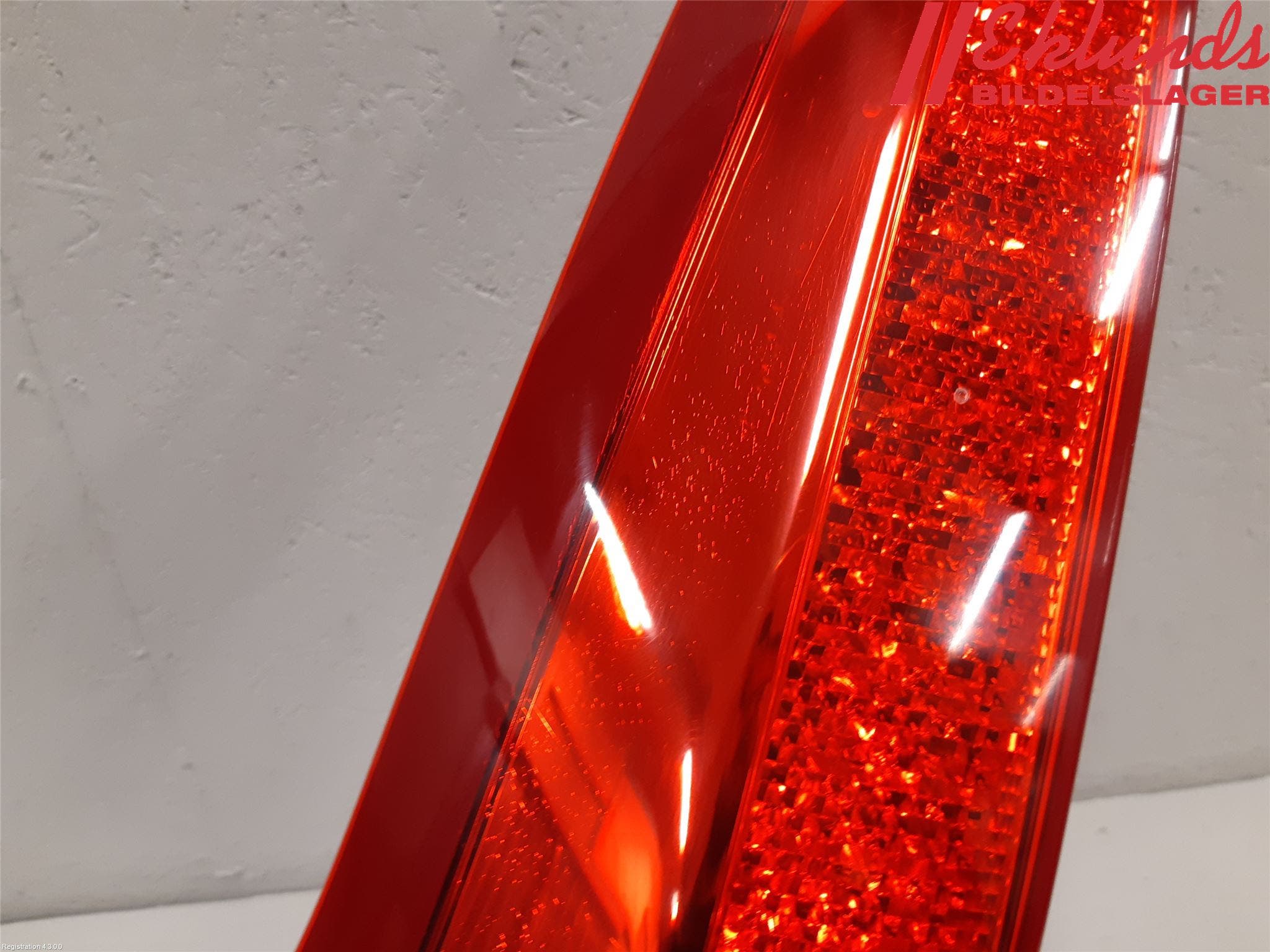 Volvo V70 08-13 Bakljus Lucka Vä