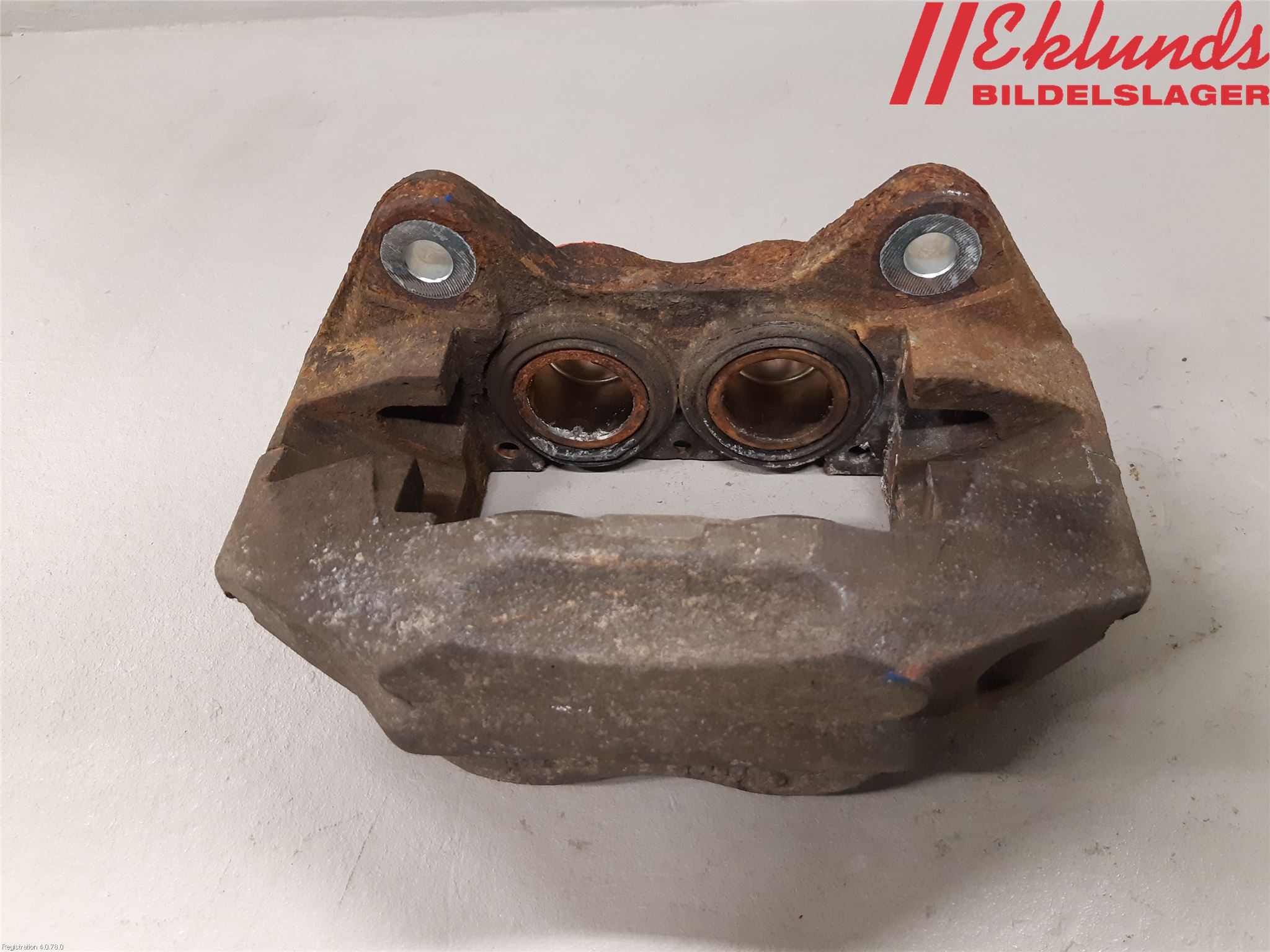 Toyota HILUX 05-16 Bromsok Fram Vänster