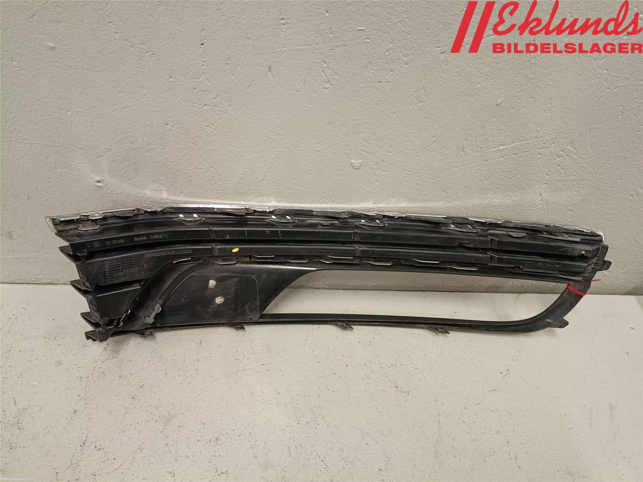 Volkswagen VW PASSAT 11-14 Dimljussarg Fram