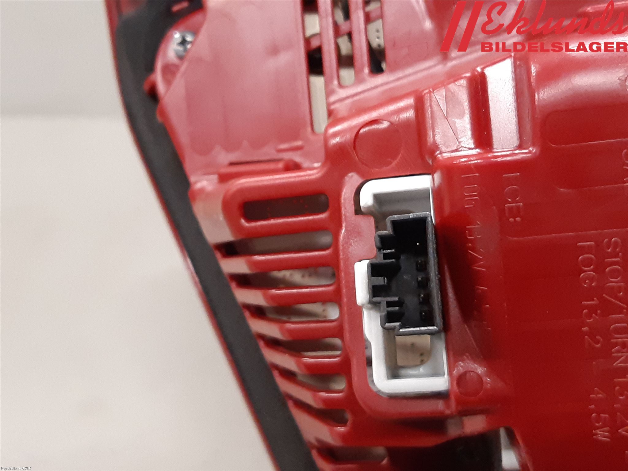 Audi A4 ALLROAD 09-16 Bakljus Lucka Hö