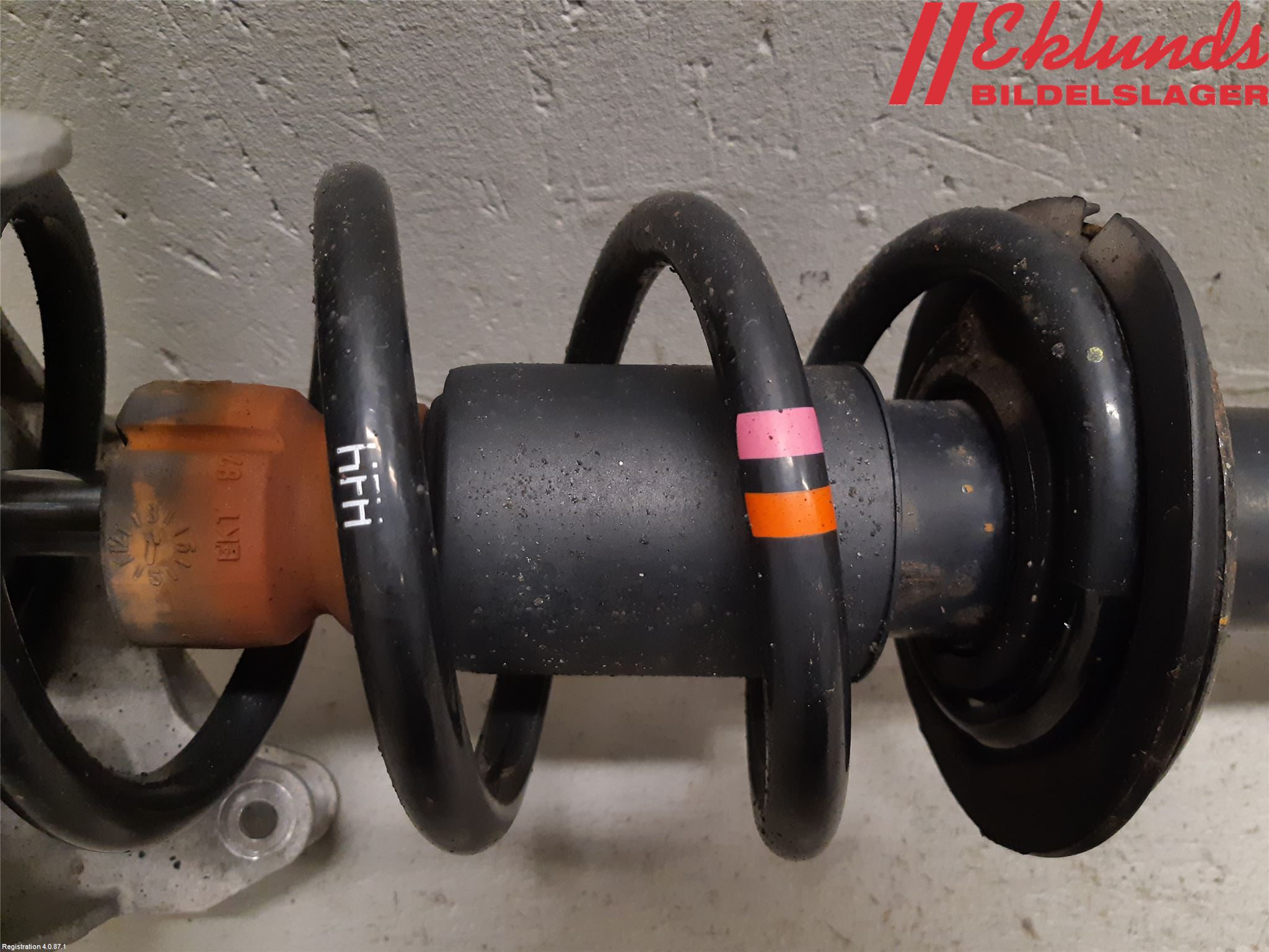 Audi A4 12-15 Fjäderben Fram Vänster