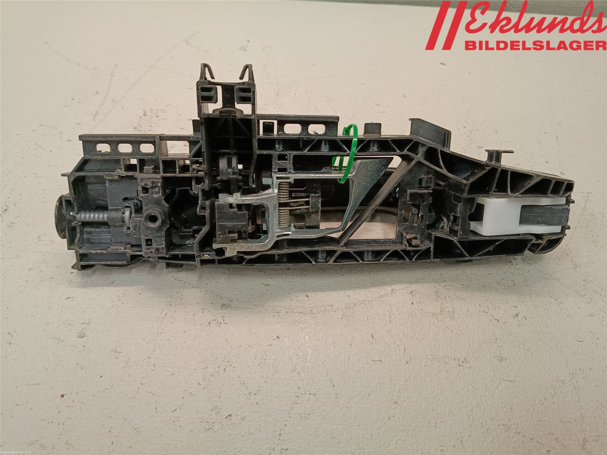 Mercedes-Benz MB E-KLASS (W213) 16-23 Dörrhandtag Inre Hö
