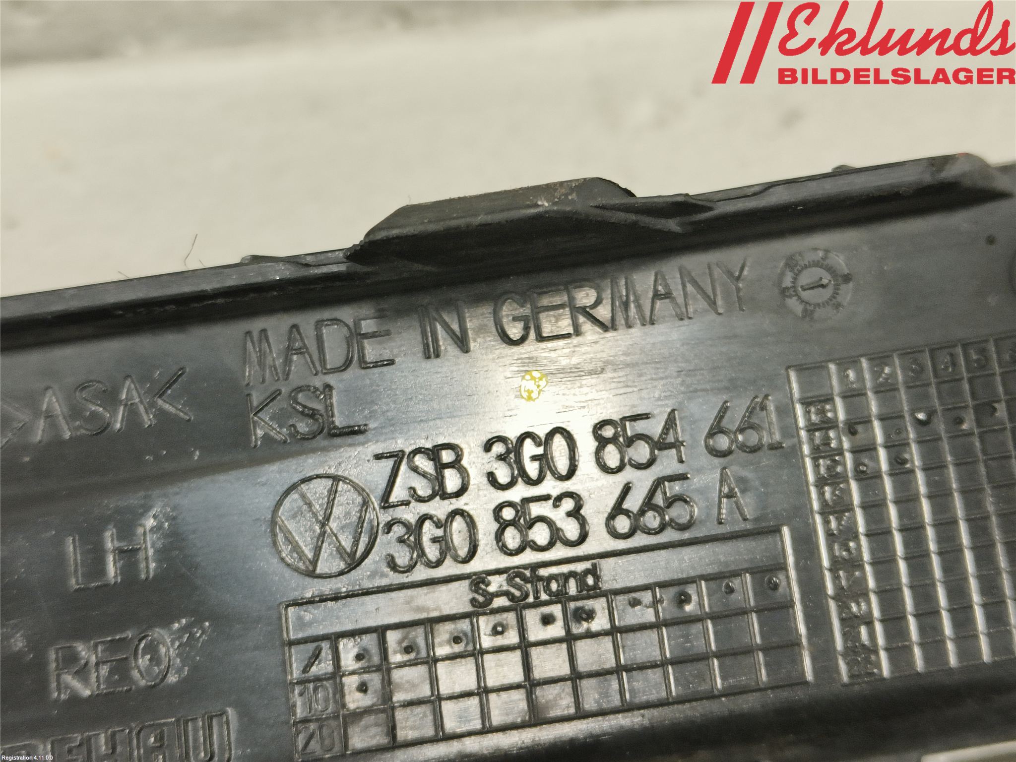 Volkswagen VW PASSAT 15-19 Dimljussarg Fram