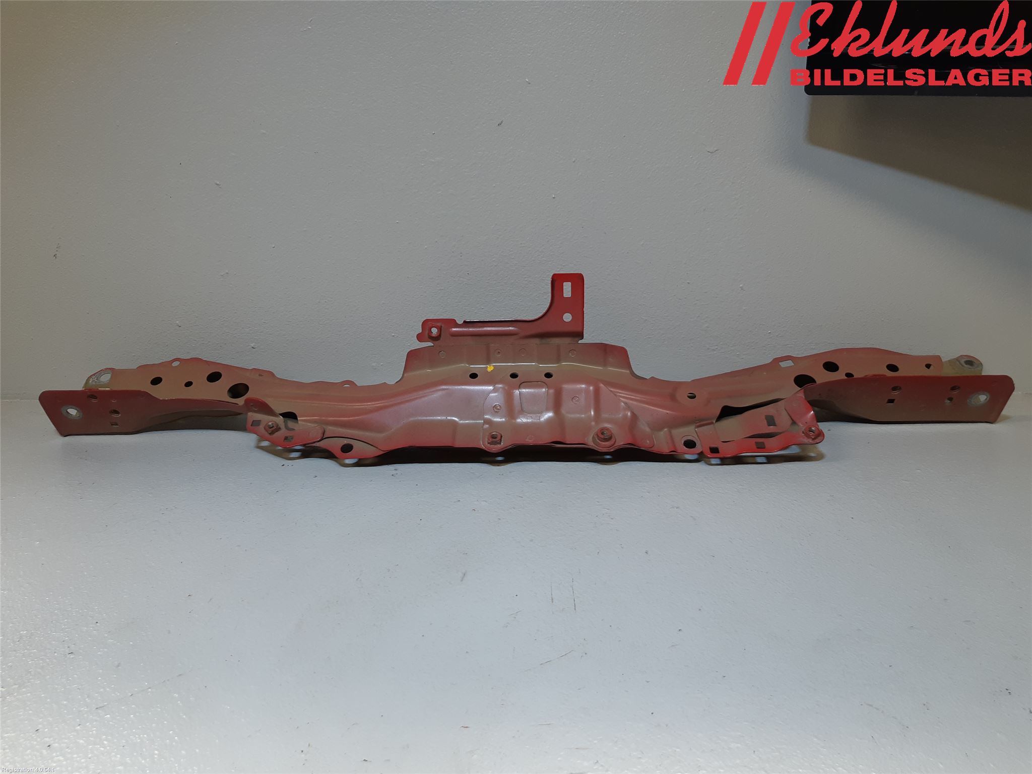 Honda JAZZ 15-20 Front Huvlåsplåt-Balk