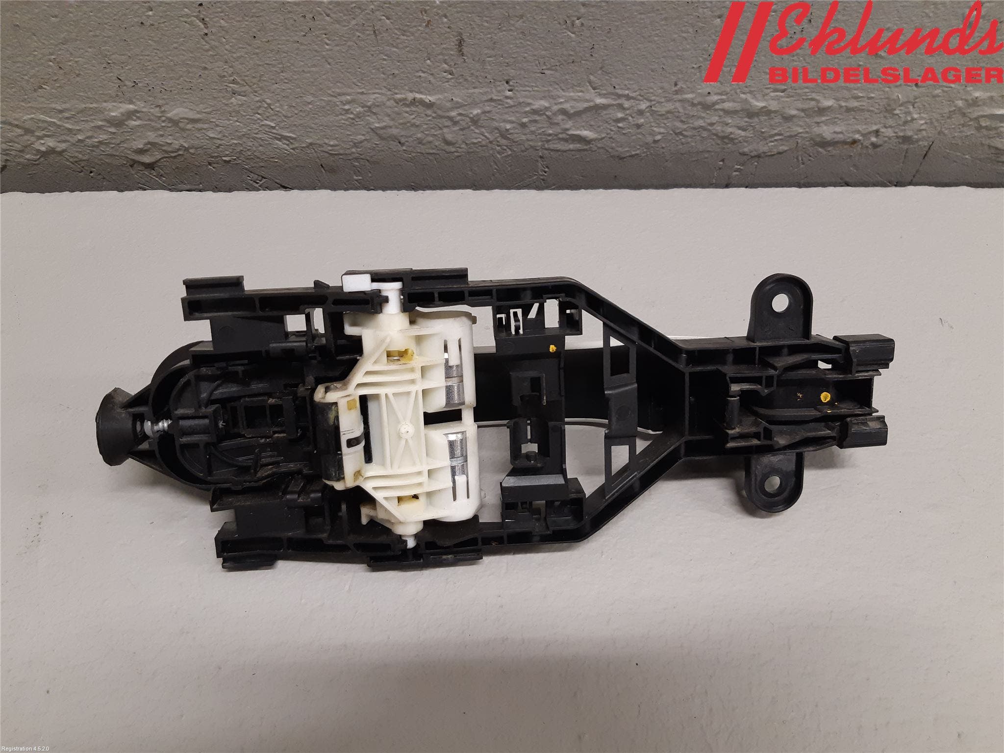 Volvo V90 17->> Dörrhandtag Yttre Vä