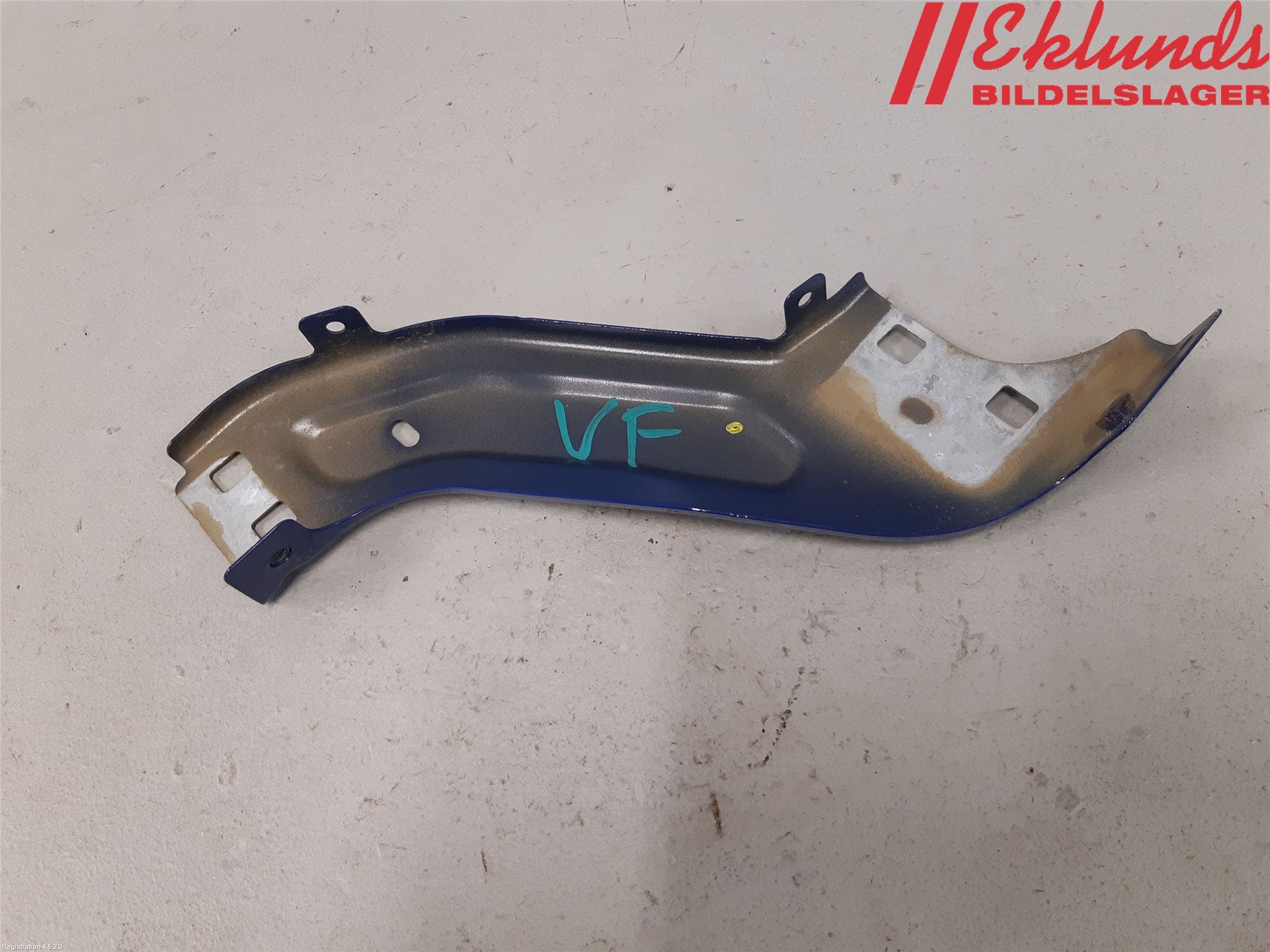 Peugeot PARTNER 08-15 Frontplåt