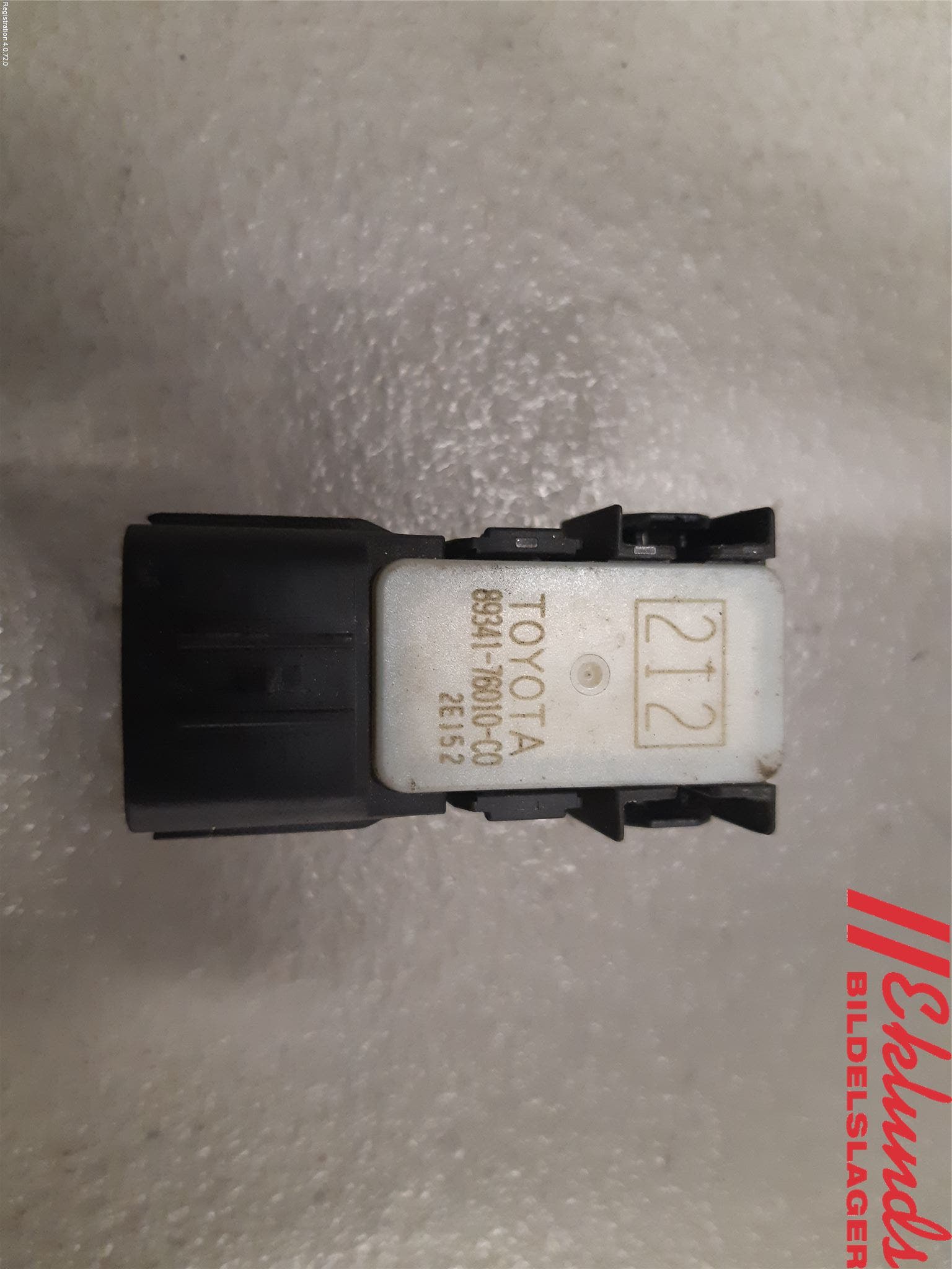 Lexus GS 300/430/450H 05-12 Parkeringshjälp Frontsensor