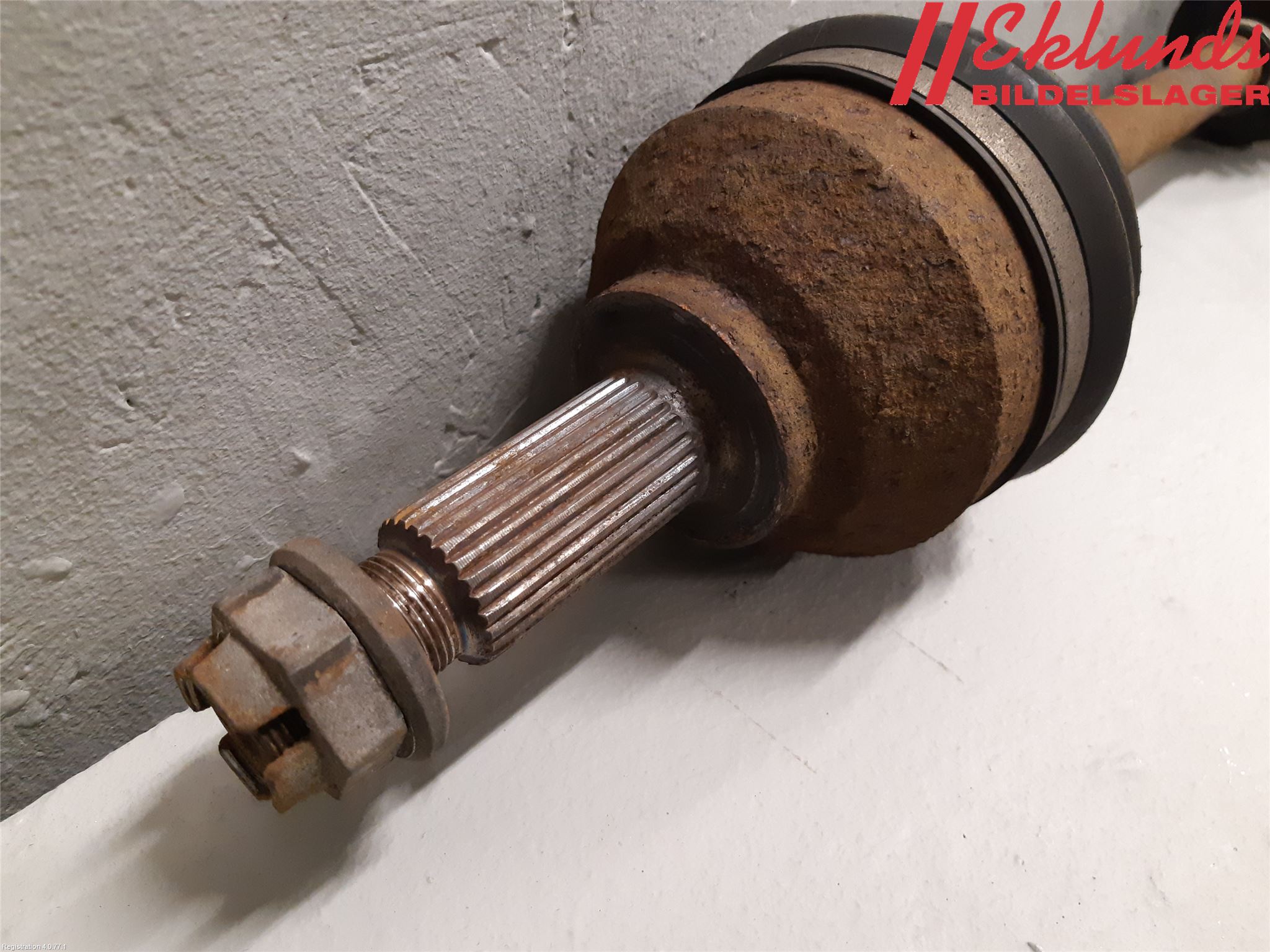 Nissan PRIMASTAR Drivaxel Fram Höger