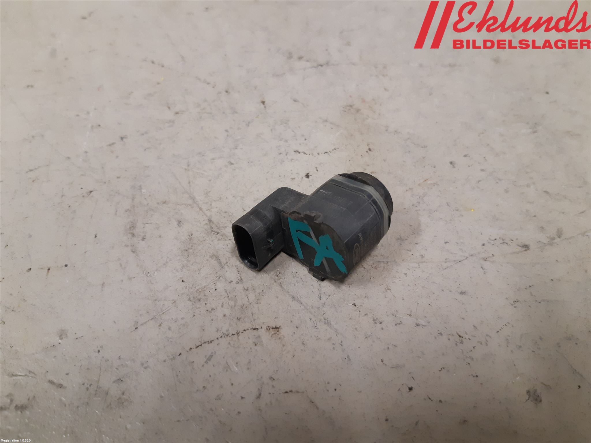 Ford TRANSIT/TOURNEO CONNECT 13-22 Parkeringshjälp Frontsensor