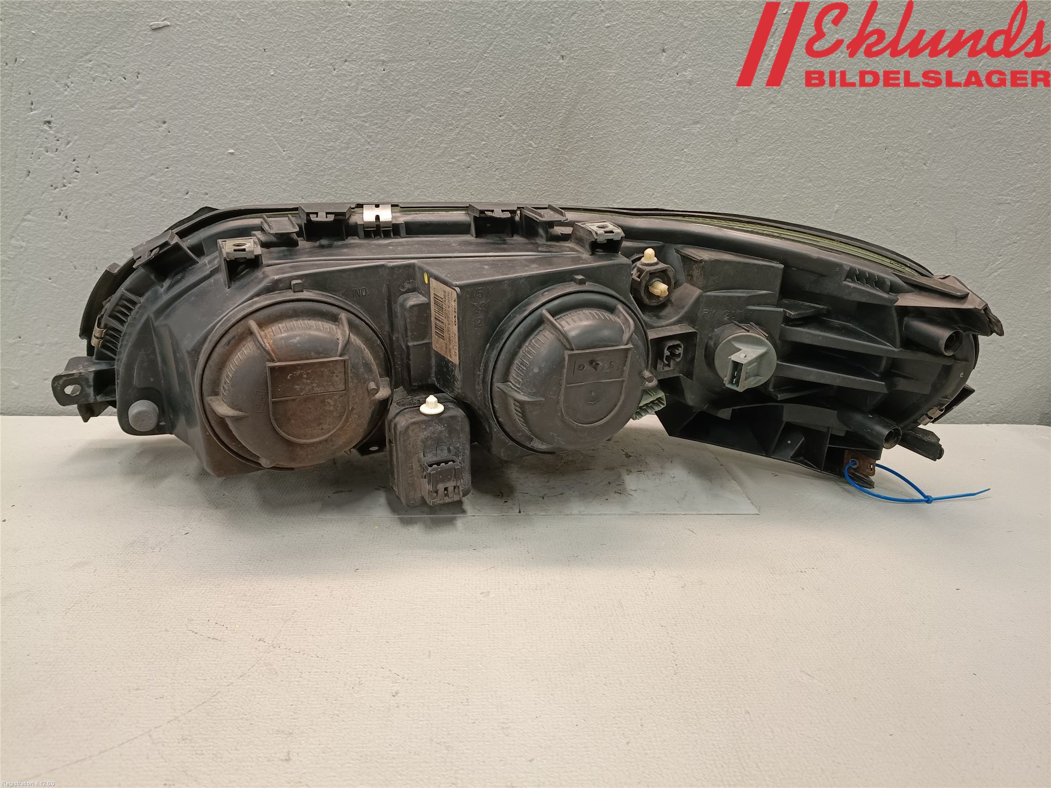 Volvo V70 00-04 Strålkastare Höger