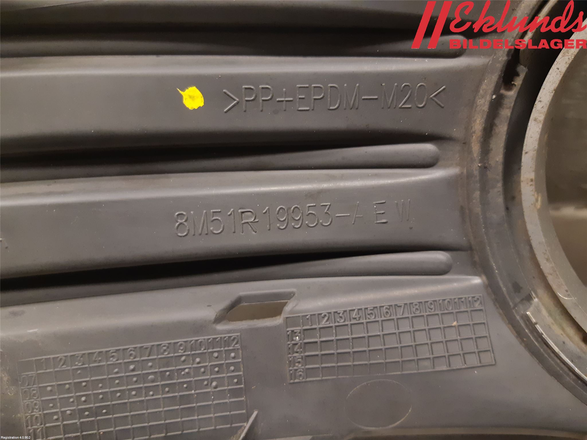 Ford FOCUS 08-11 Dimljussarg Fram