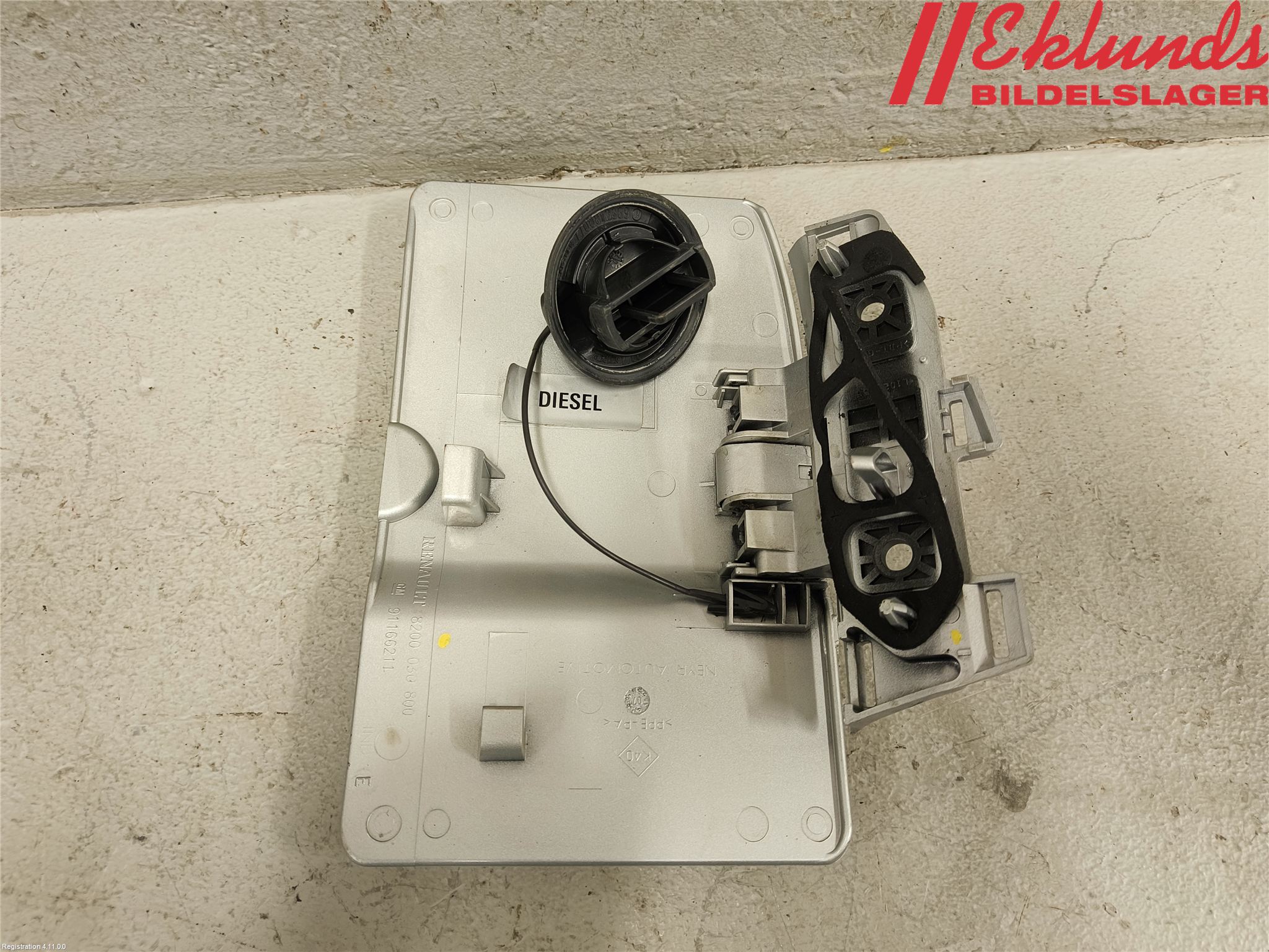 Opel VIVARO 01-14 Tanklucka